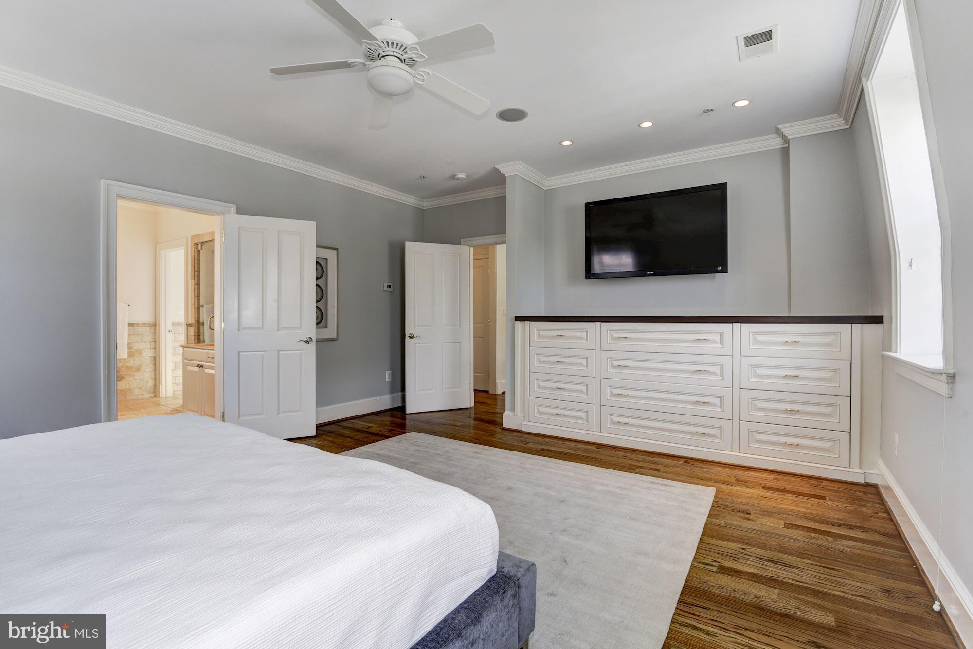 GEORGETOWN - Residential
