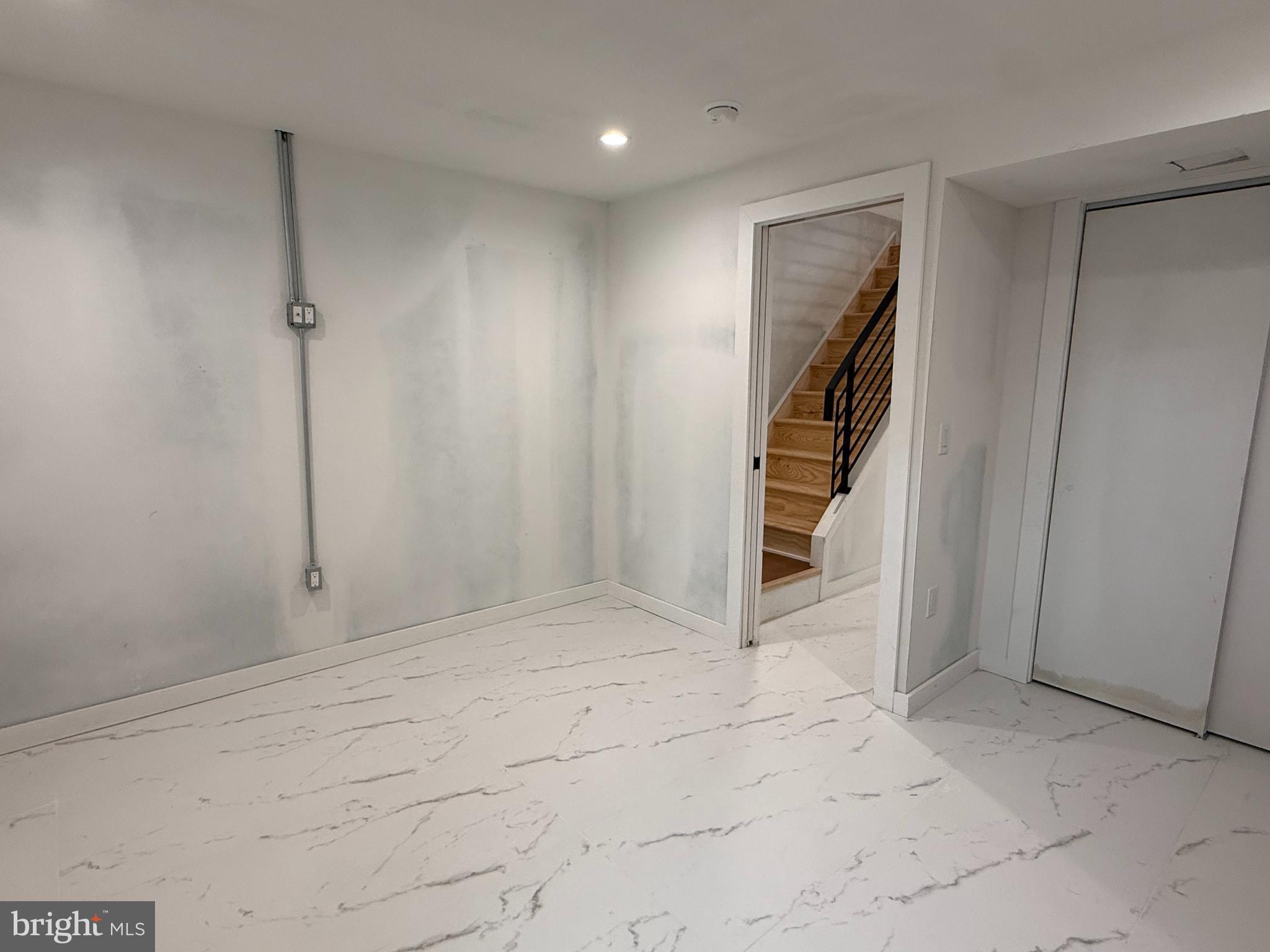 GRAYS FERRY - Residential