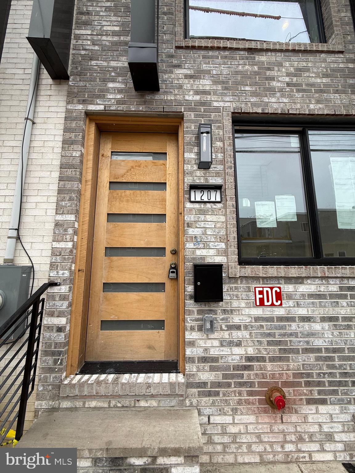 GRAYS FERRY - Residential