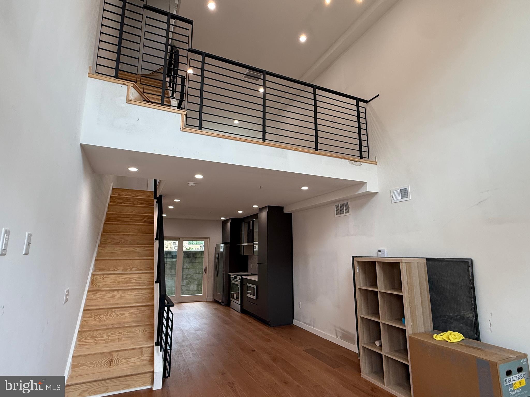 GRAYS FERRY - Residential