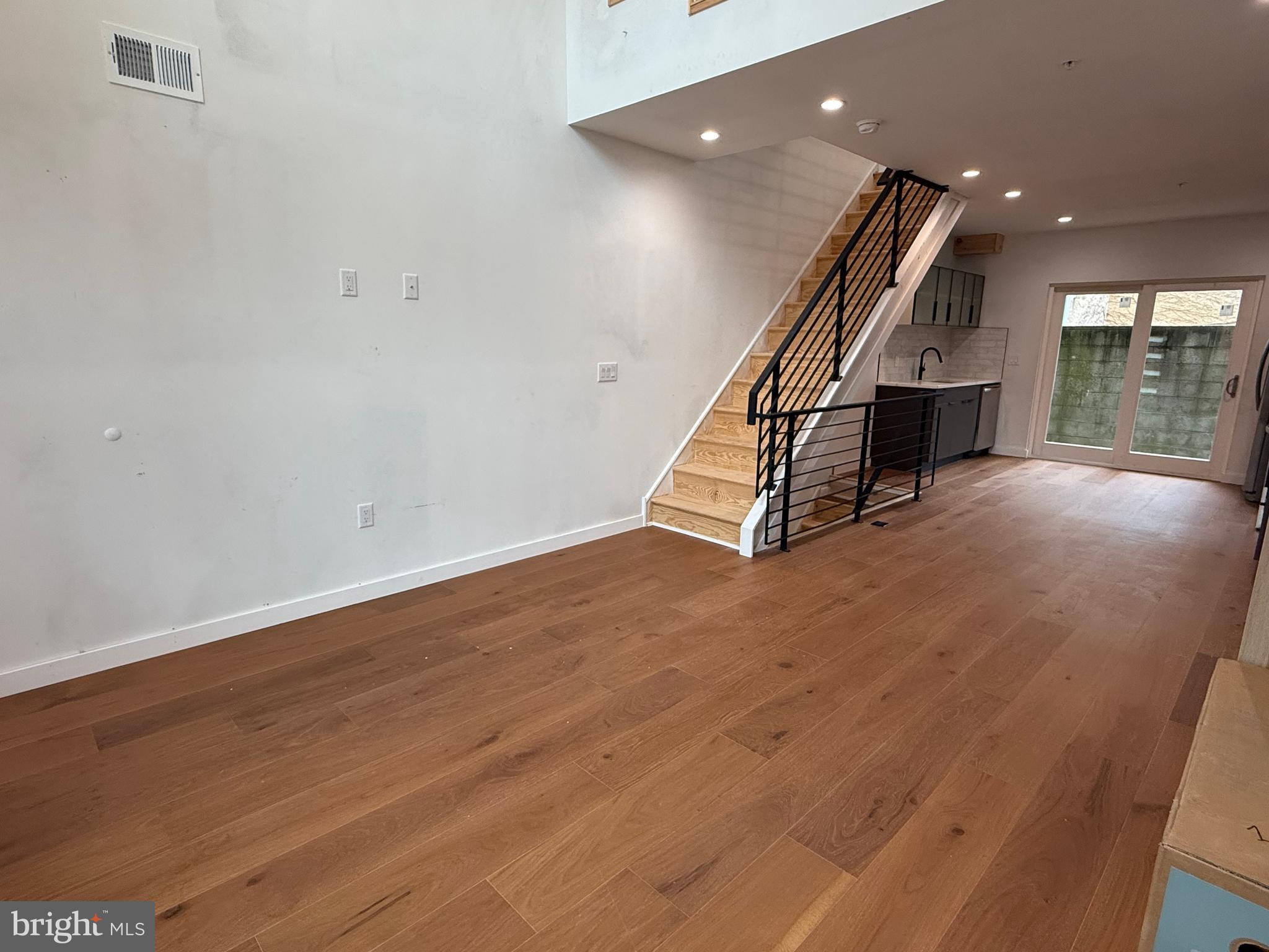 GRAYS FERRY - Residential
