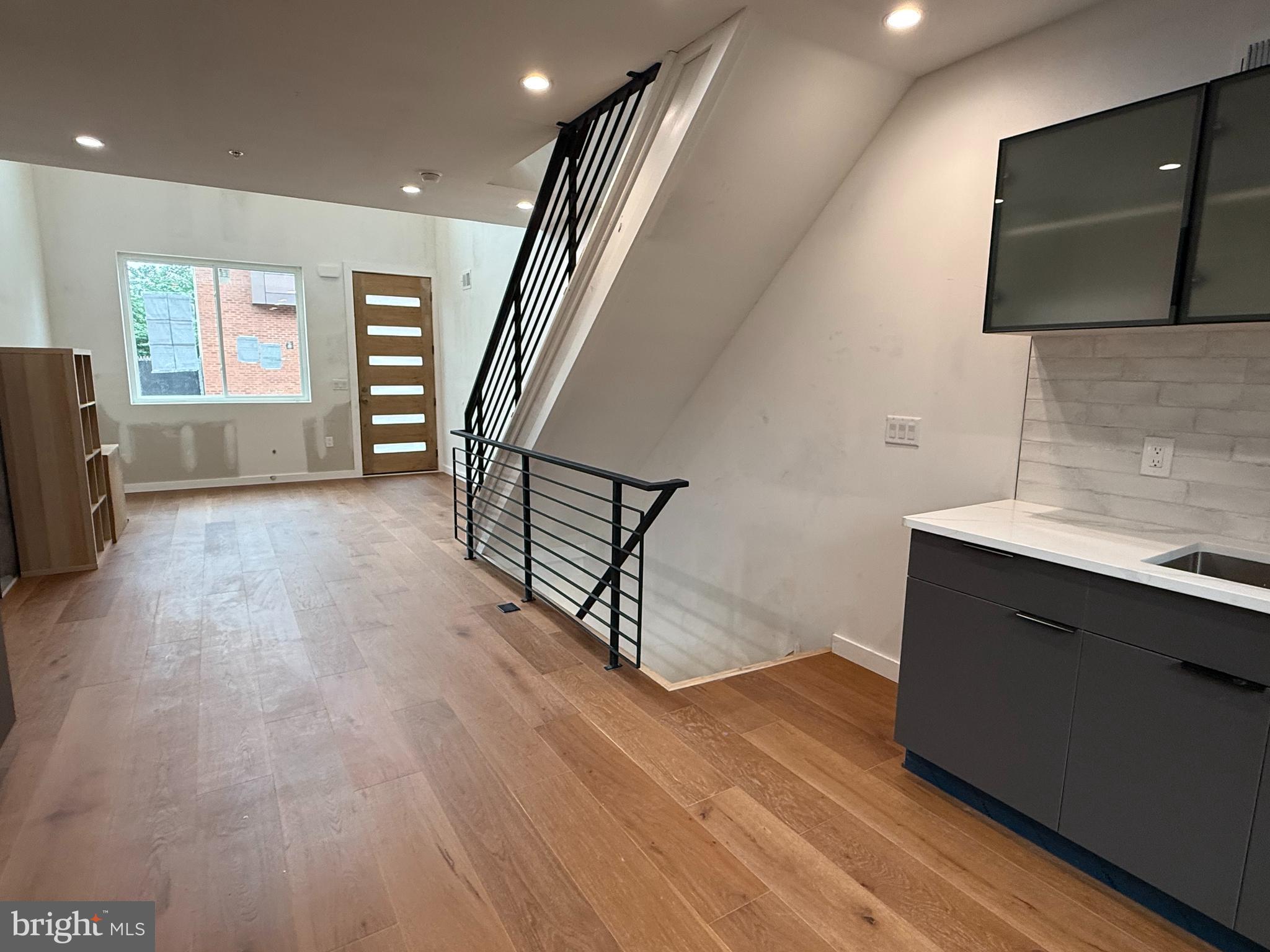 GRAYS FERRY - Residential