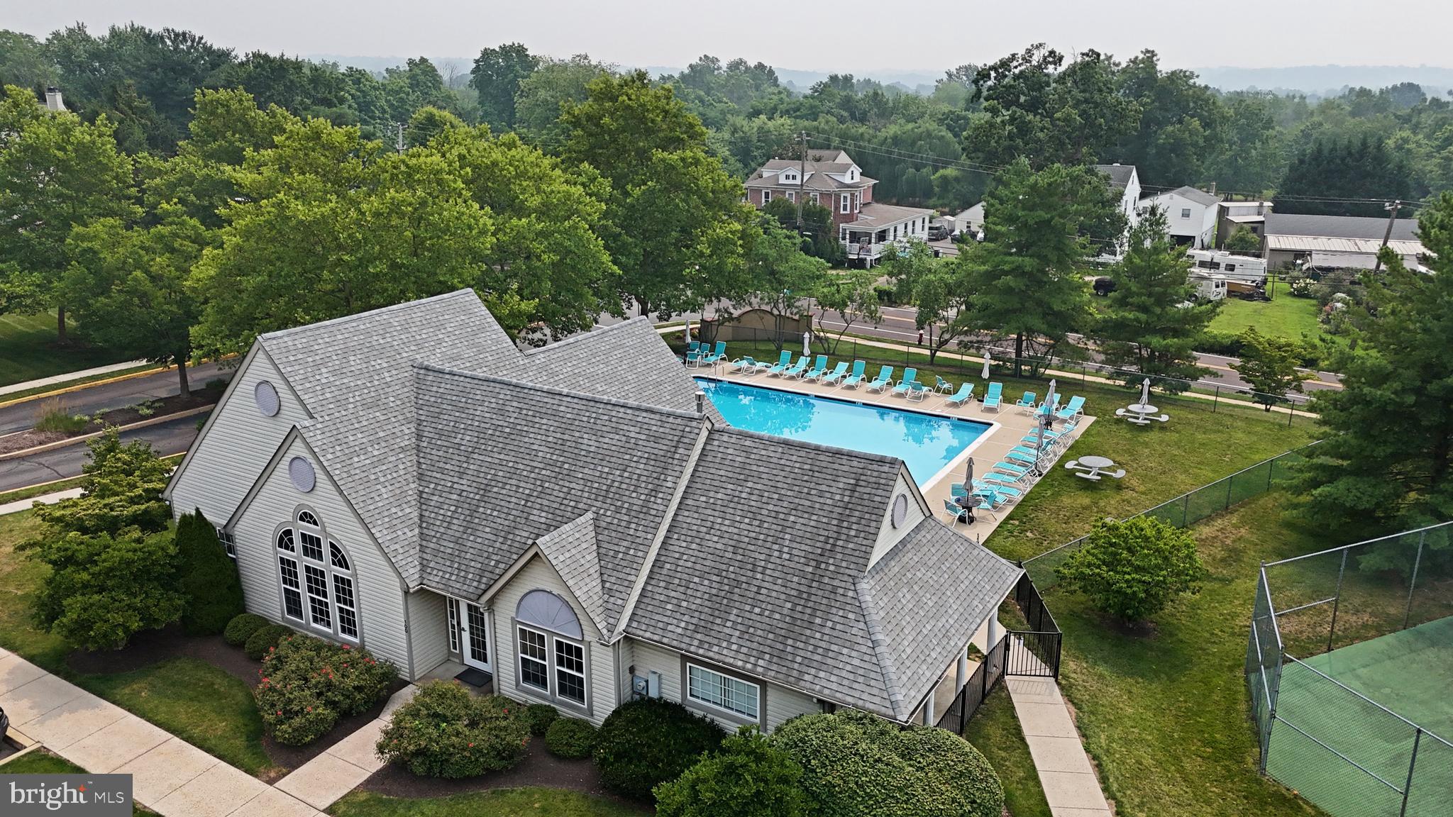 PROVIDENCE VIEW - Residential