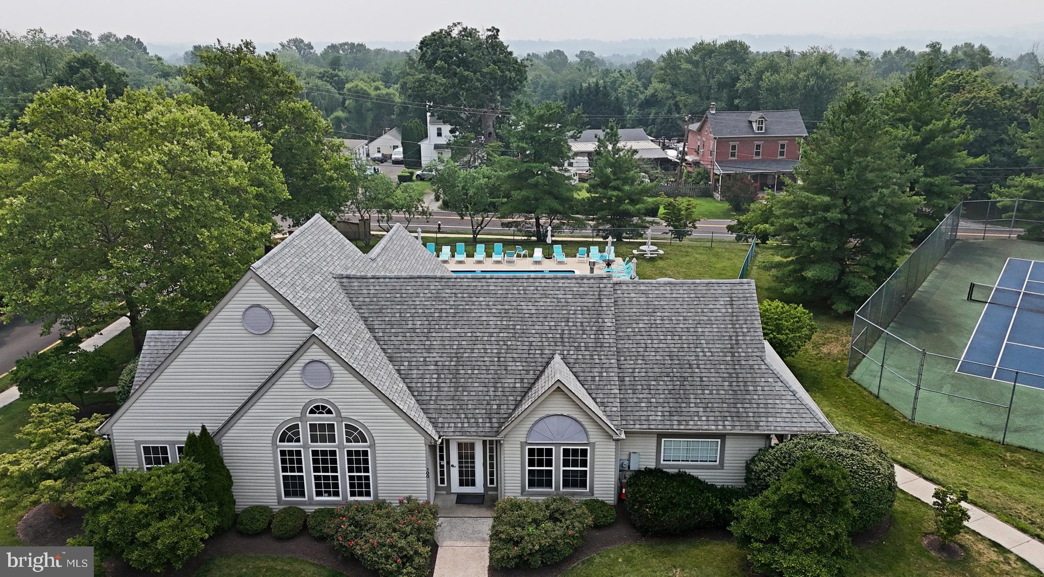 PROVIDENCE VIEW - Residential