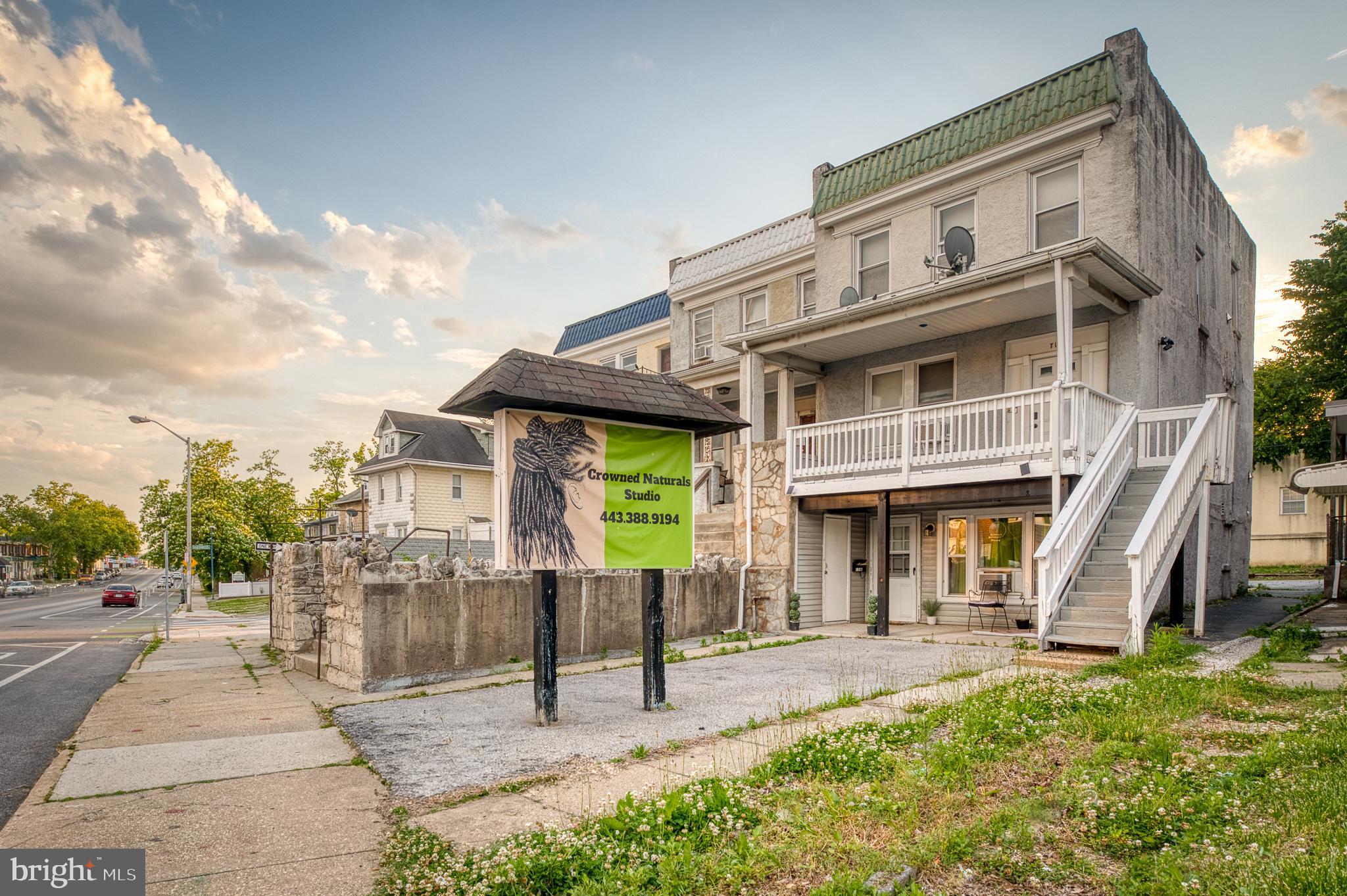 Welcome to the Harford, an amazing 3-unit mixed-use property featuring 1 ground-level commercial unit which offers street signage and is rented to a beauty salon. There are two additional units: a second-floor one-bedroom, one-bathroom residential unit and a third-floor unit that can be a one- or two-bedroom, one-bathroom residential space. This versatile property is rent-ready for the savvy investor or homeowner seeking an income opportunity. 

Recently updated throughout, this property offers endless possibilities. Seize the opportunity to build your investment portfolio in a prime location. Presently the commercial unit is rented and the 2 residential units are vacant. All units are individually metered and have separate heat (gas furnaces for residential, electric for salon). 

Ideally located just minutes from shopping, entertainment, and major commuter routes, this home offers space, updates, and convenience.

Great ROI! Prime commercial spot with rear parking and the possibility of parking in the front! Schedule your private tour today!