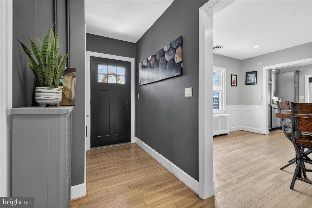 MAKEFIELD MANOR - Residential