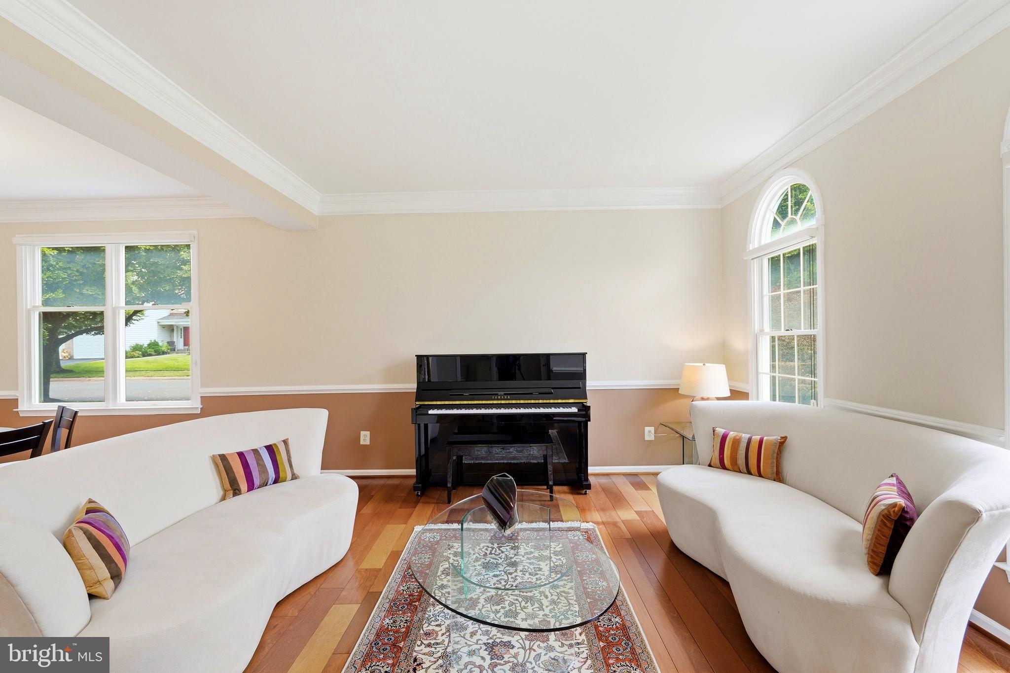 SOUTH RIDING - Residential