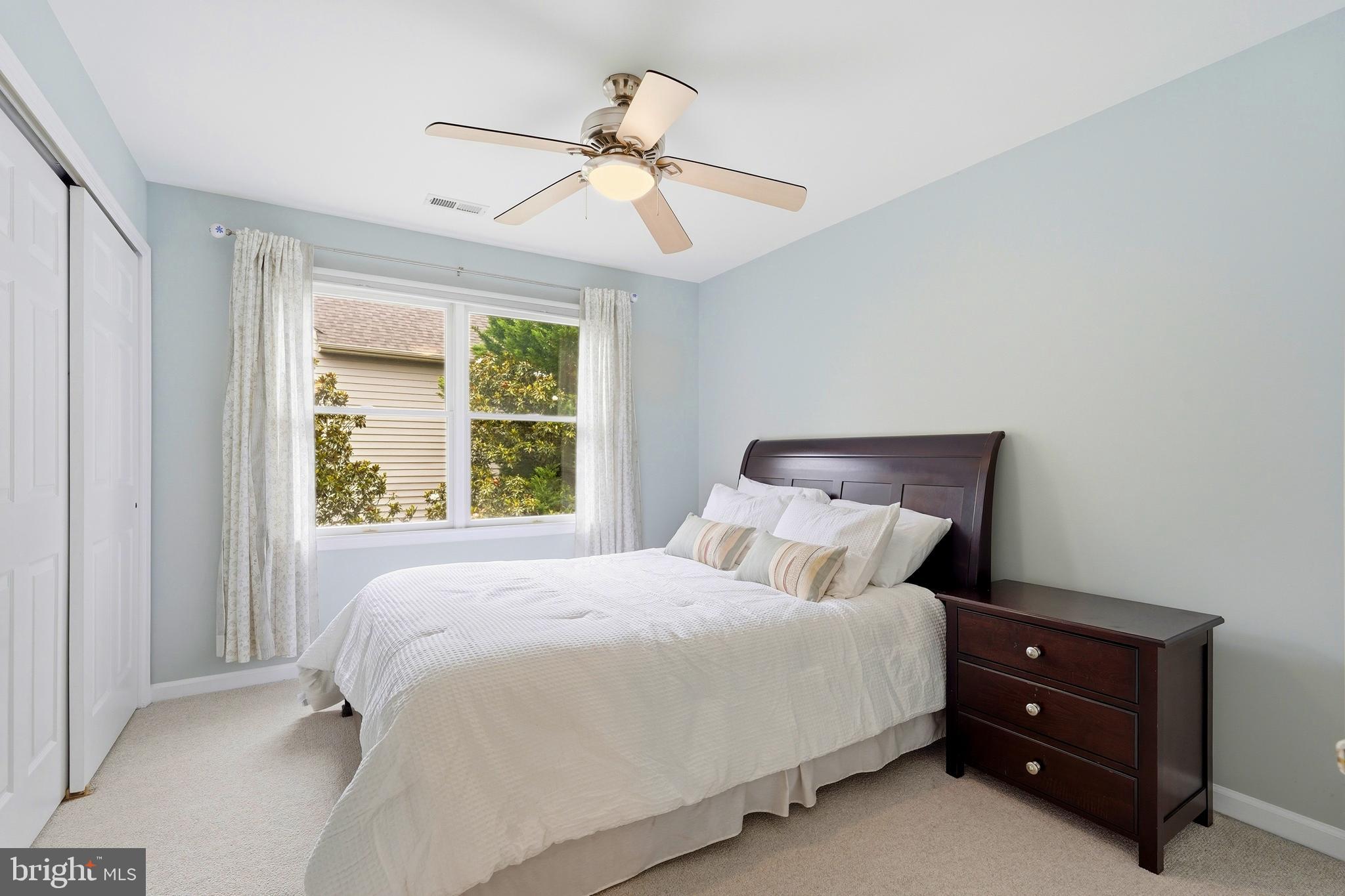 SOUTH RIDING - Residential