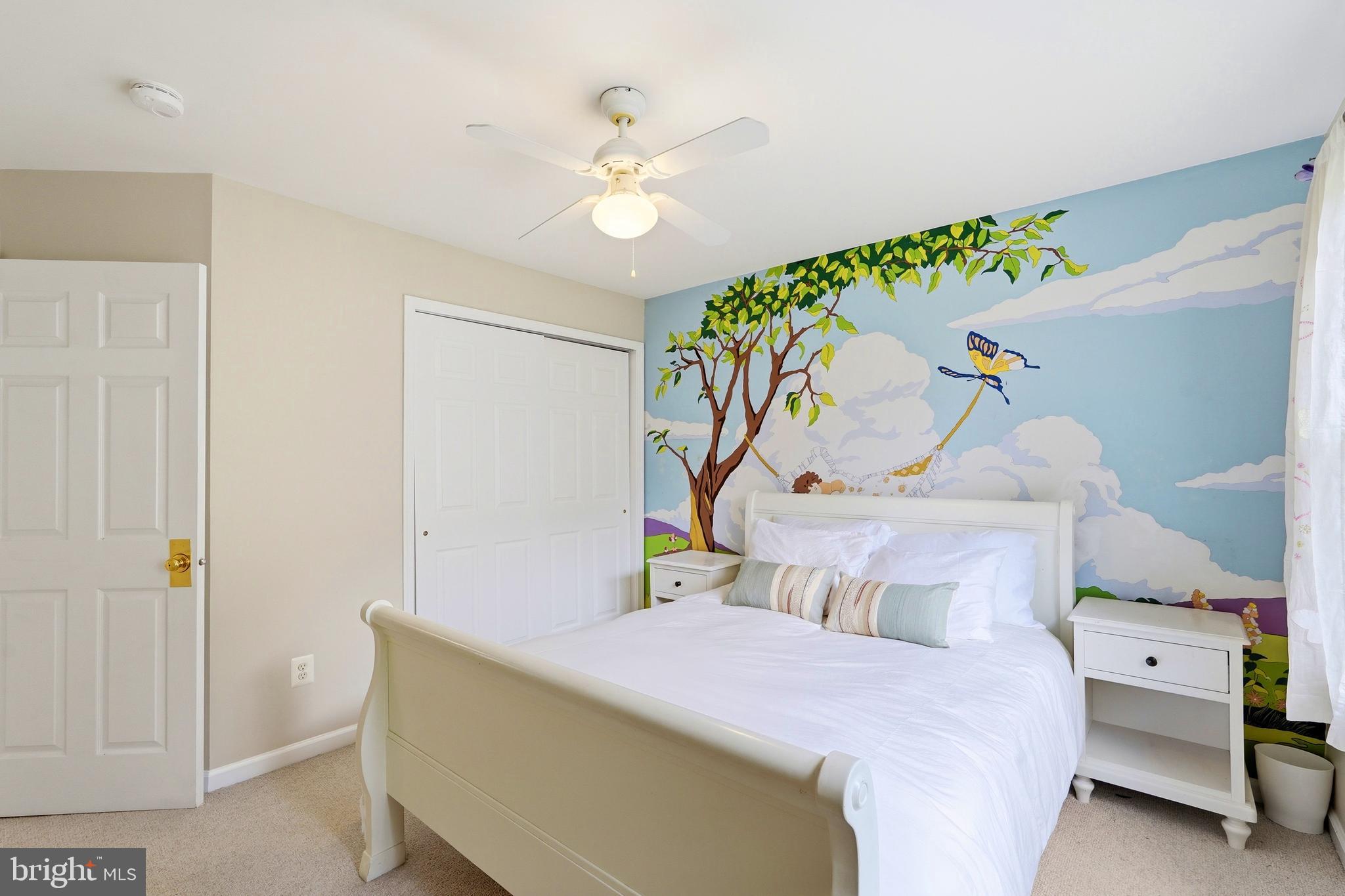 SOUTH RIDING - Residential