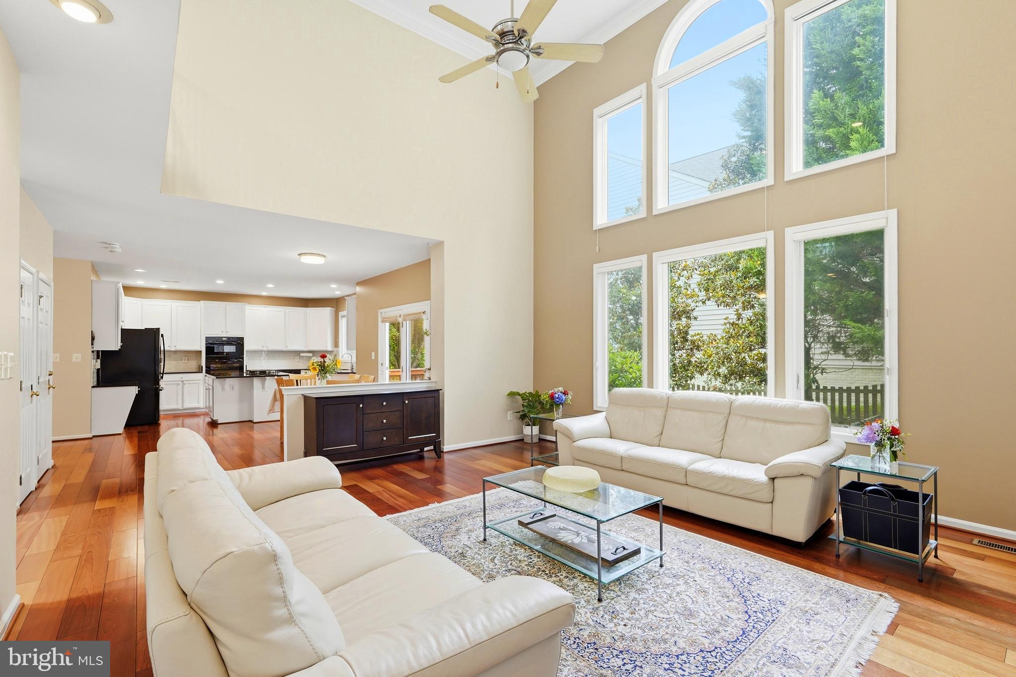 SOUTH RIDING - Residential