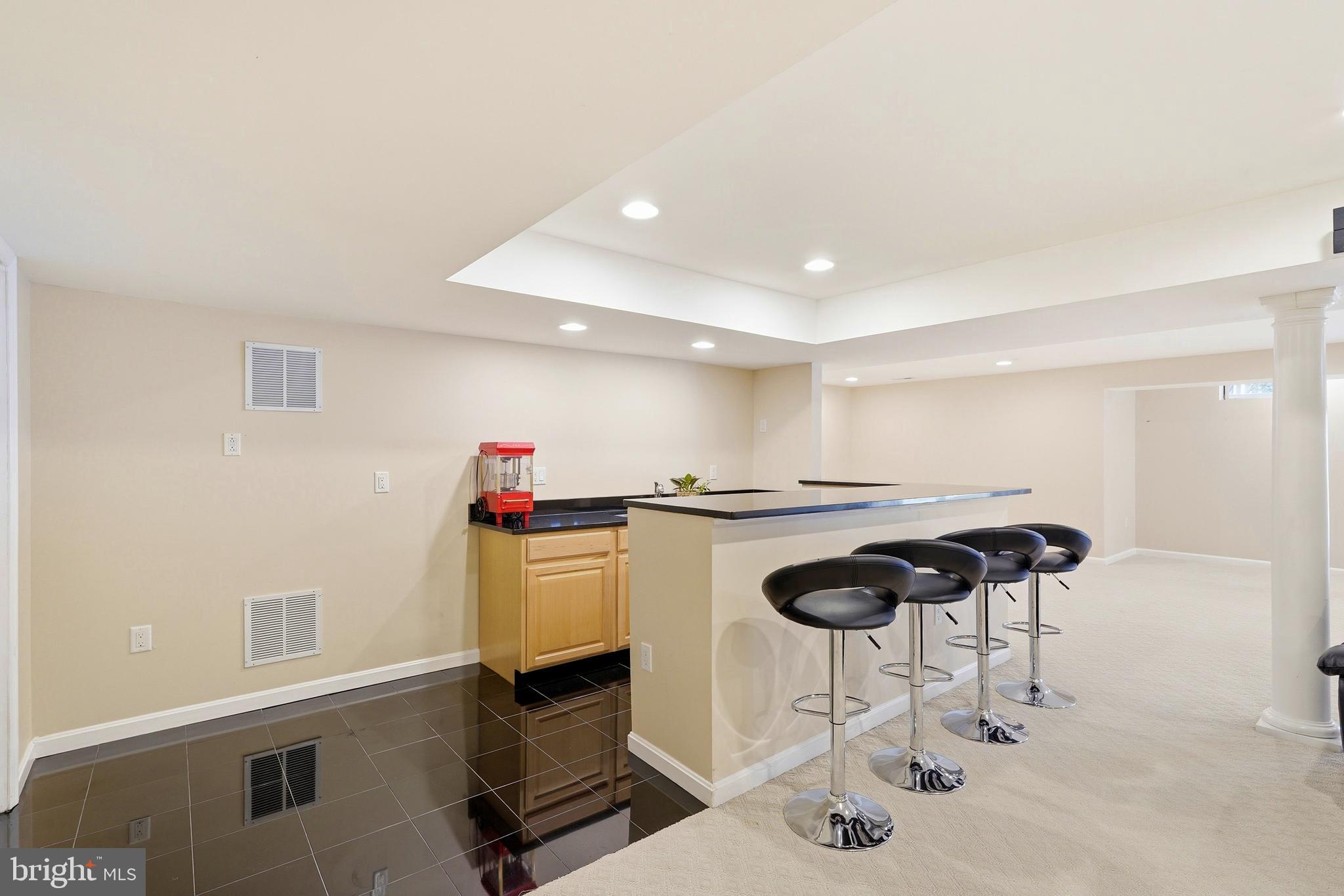 SOUTH RIDING - Residential