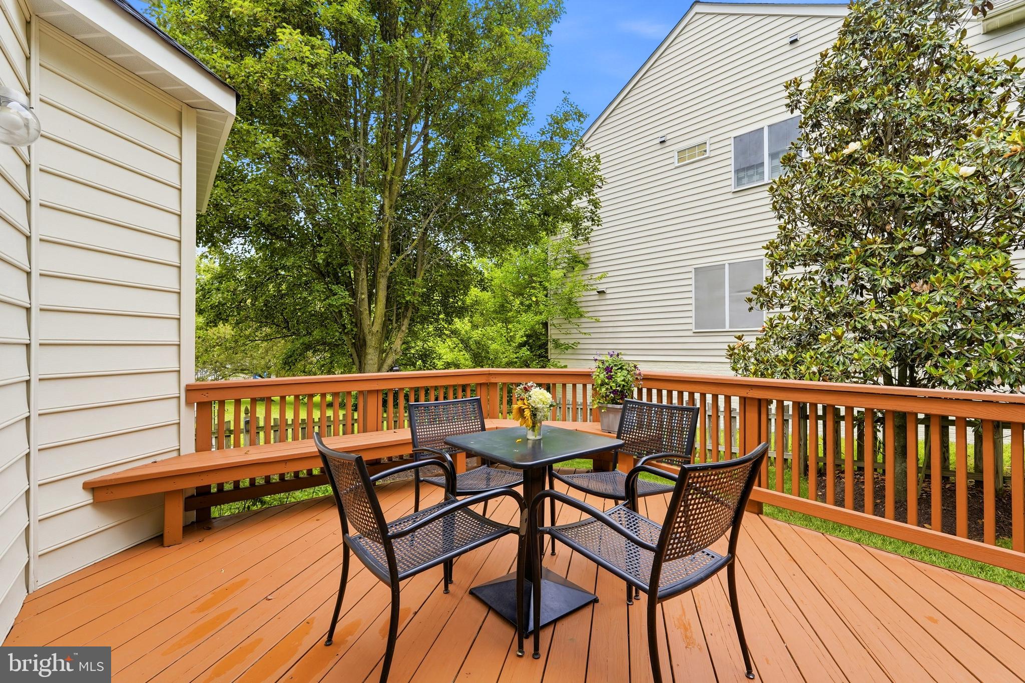 SOUTH RIDING - Residential