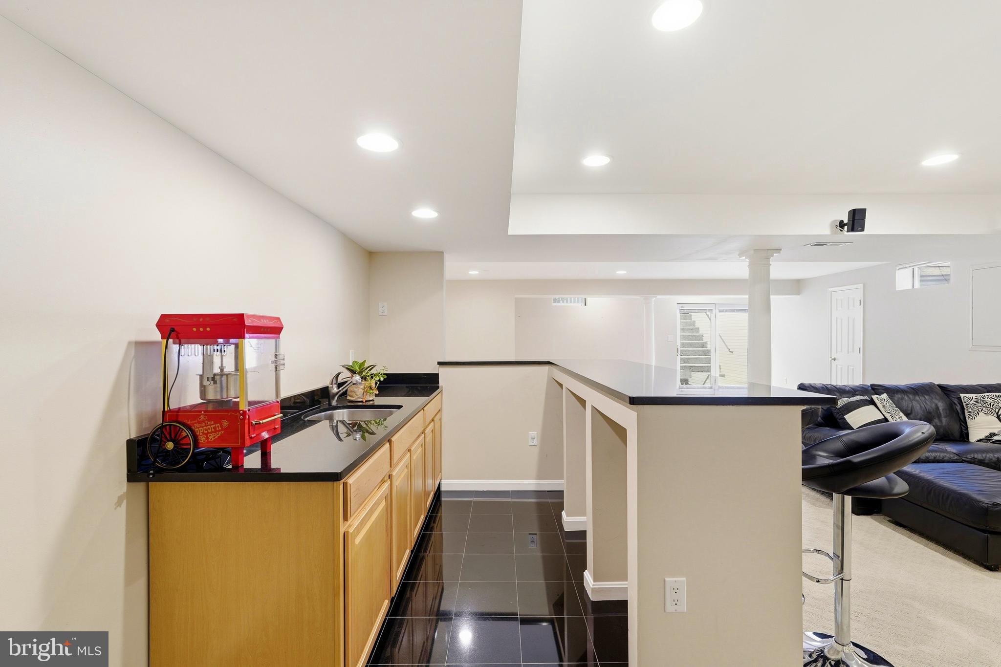 SOUTH RIDING - Residential