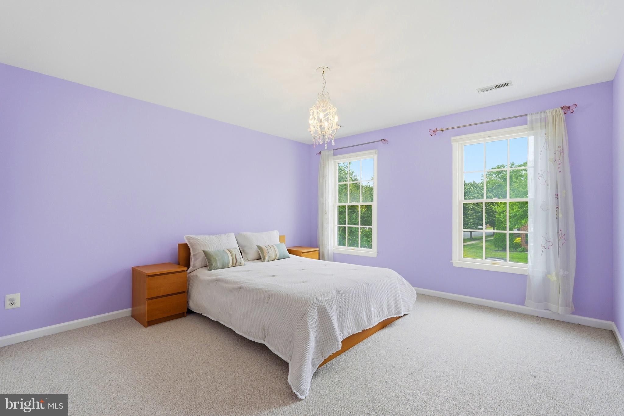 SOUTH RIDING - Residential
