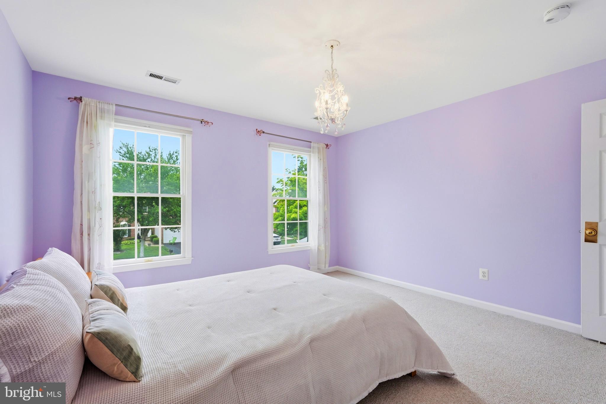 SOUTH RIDING - Residential