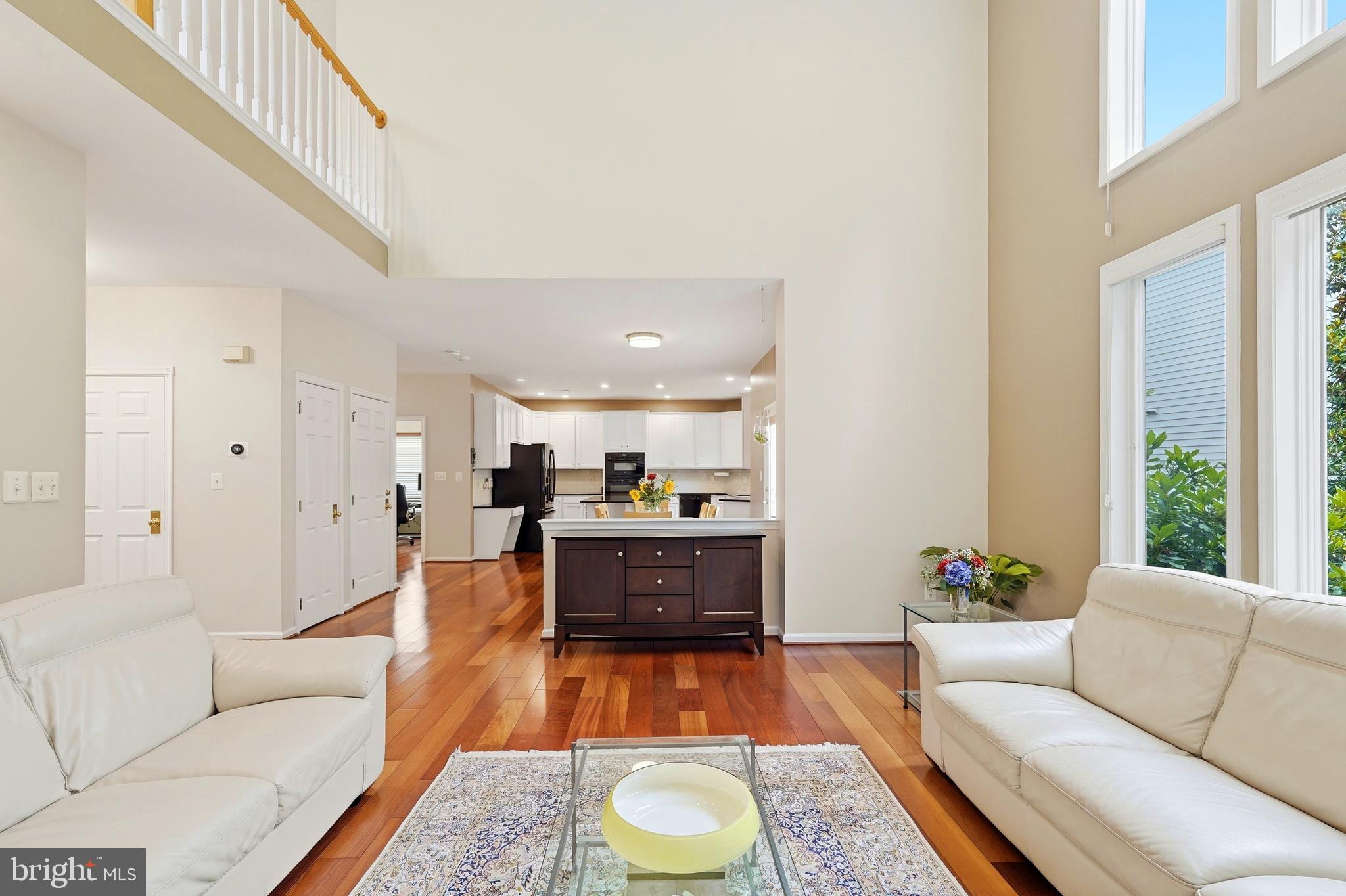 SOUTH RIDING - Residential