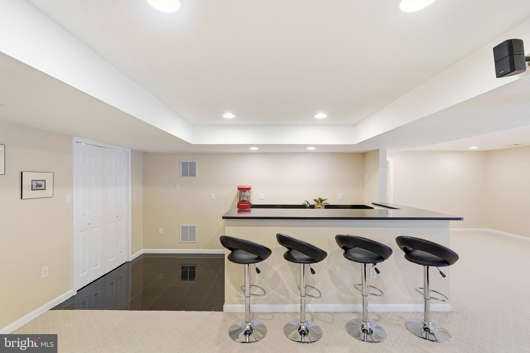 SOUTH RIDING - Residential
