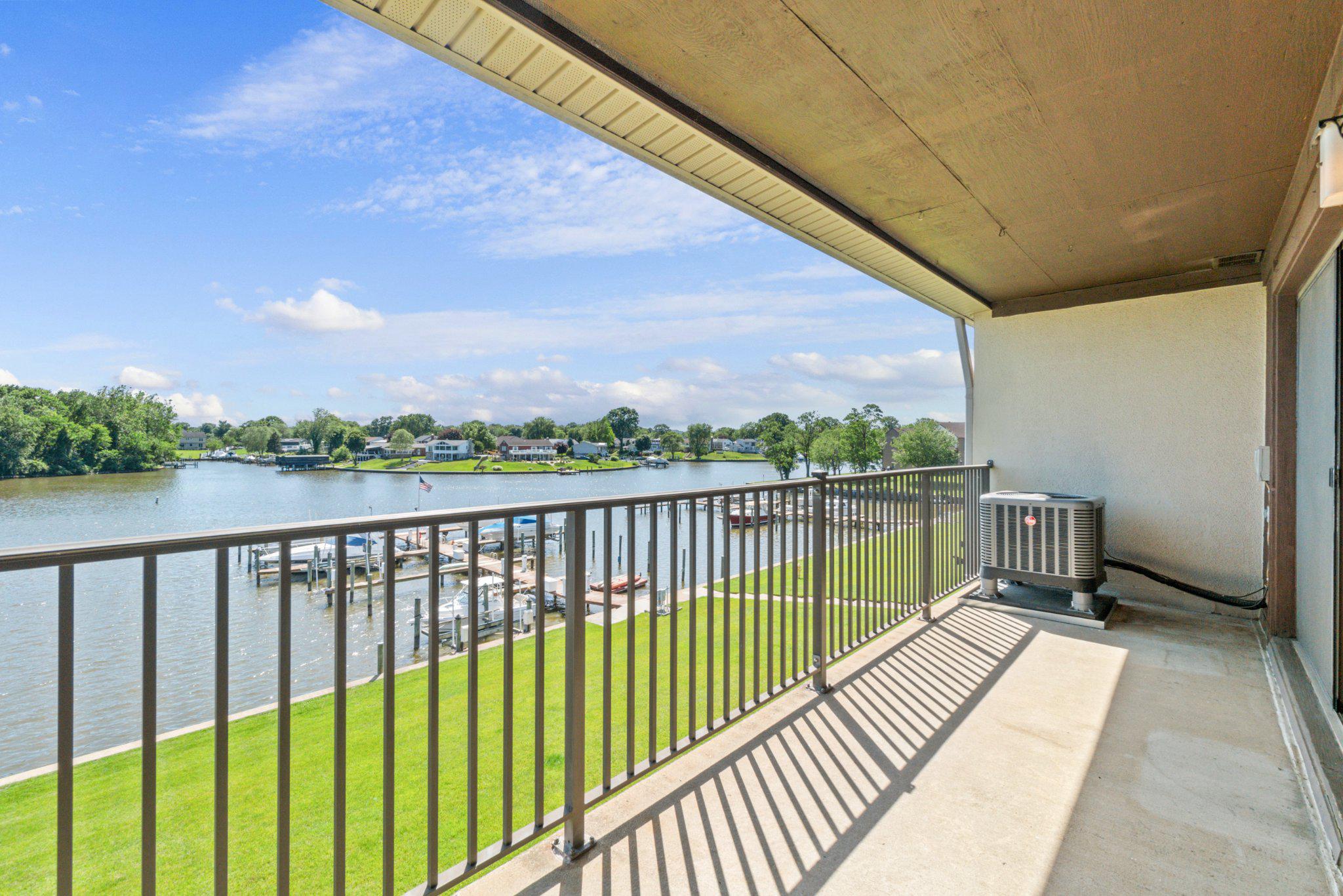 GUNPOWDER COVE - Residential