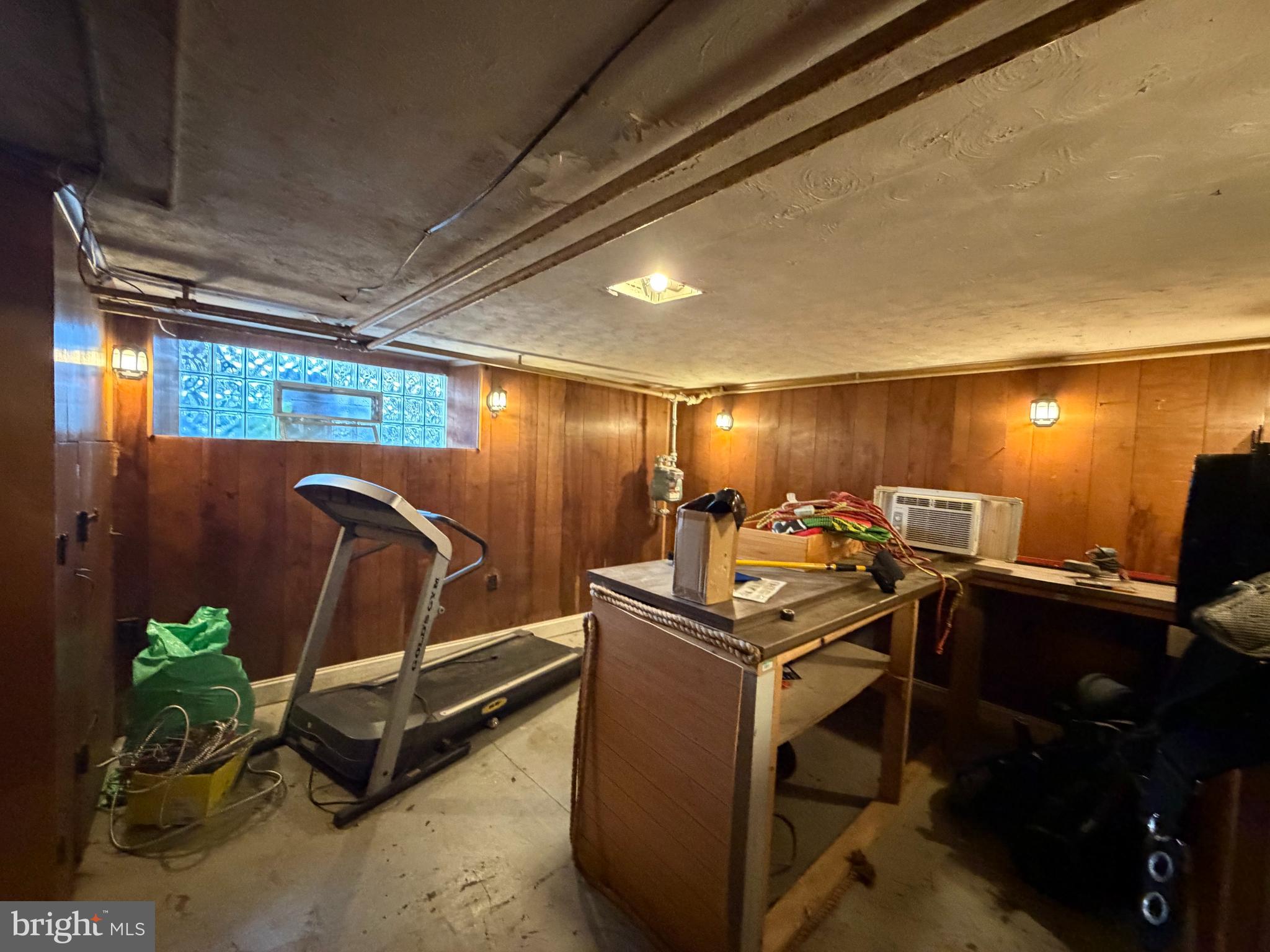 MAYFAIR (WEST) - Residential