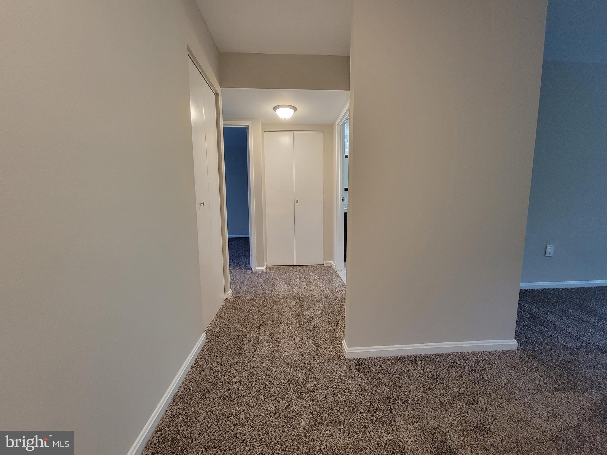 HAWTHORNE VILLAGE - Residential Lease