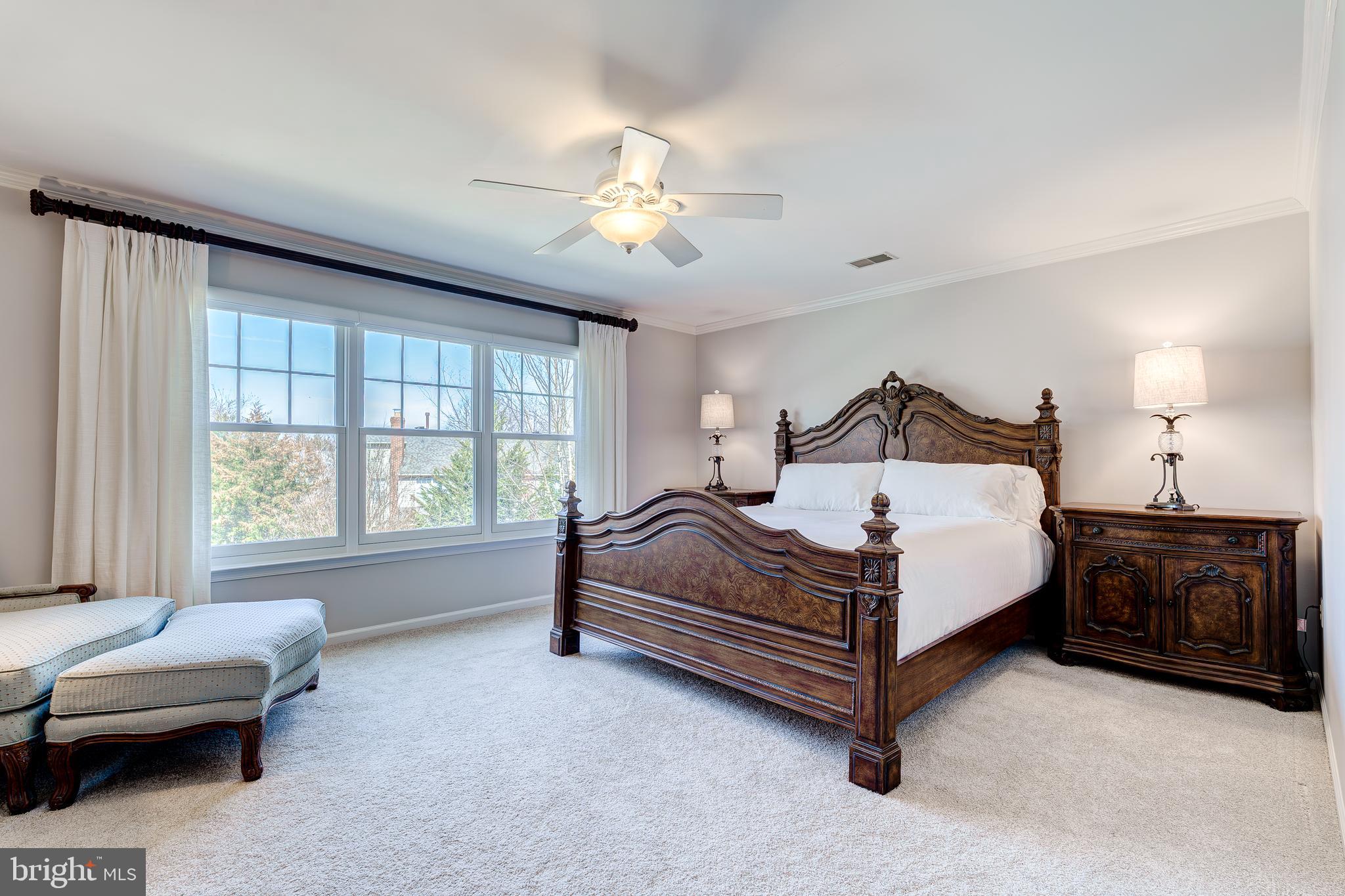 ASHBURN FARM - Residential