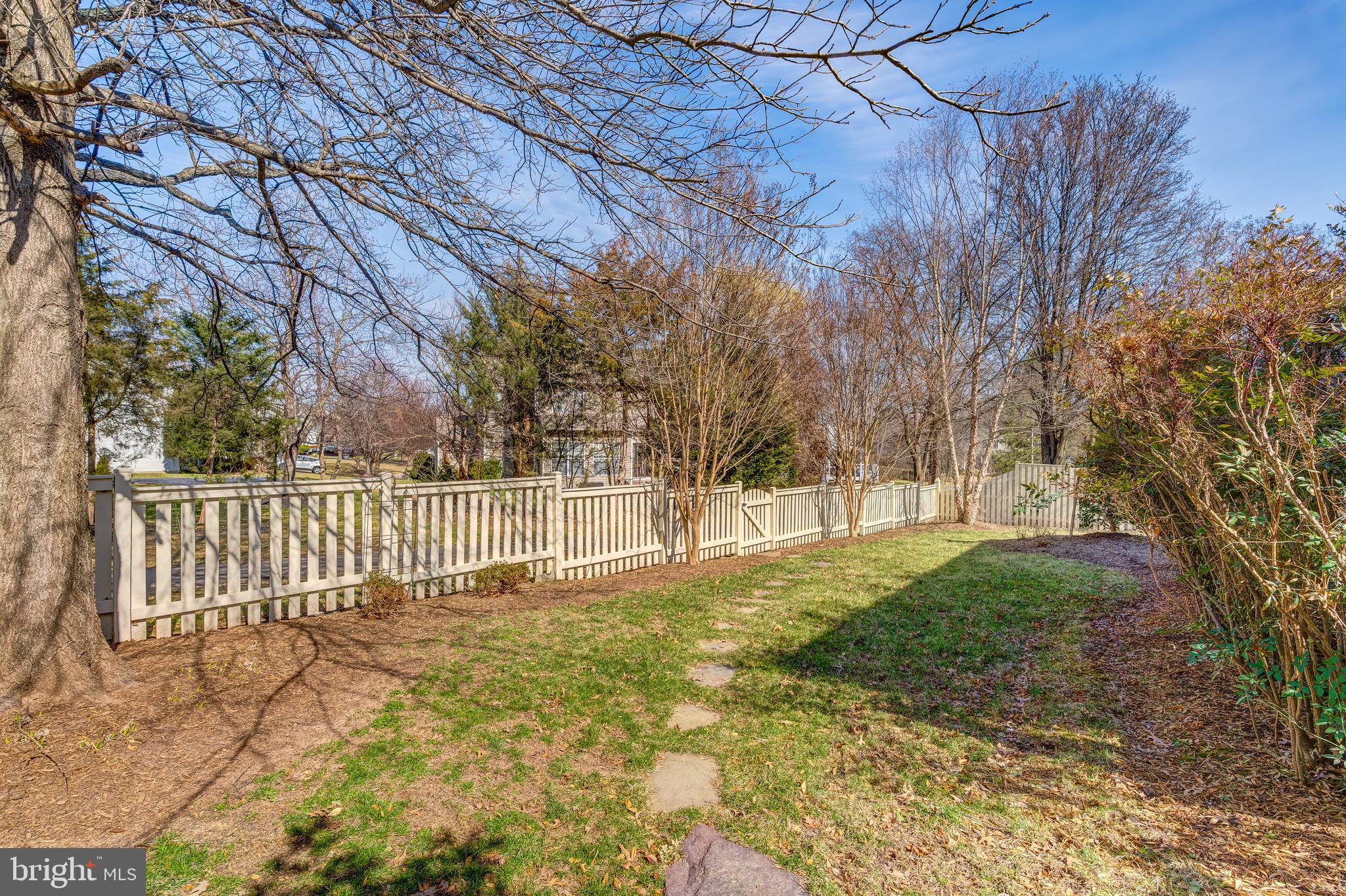 ASHBURN FARM - Residential