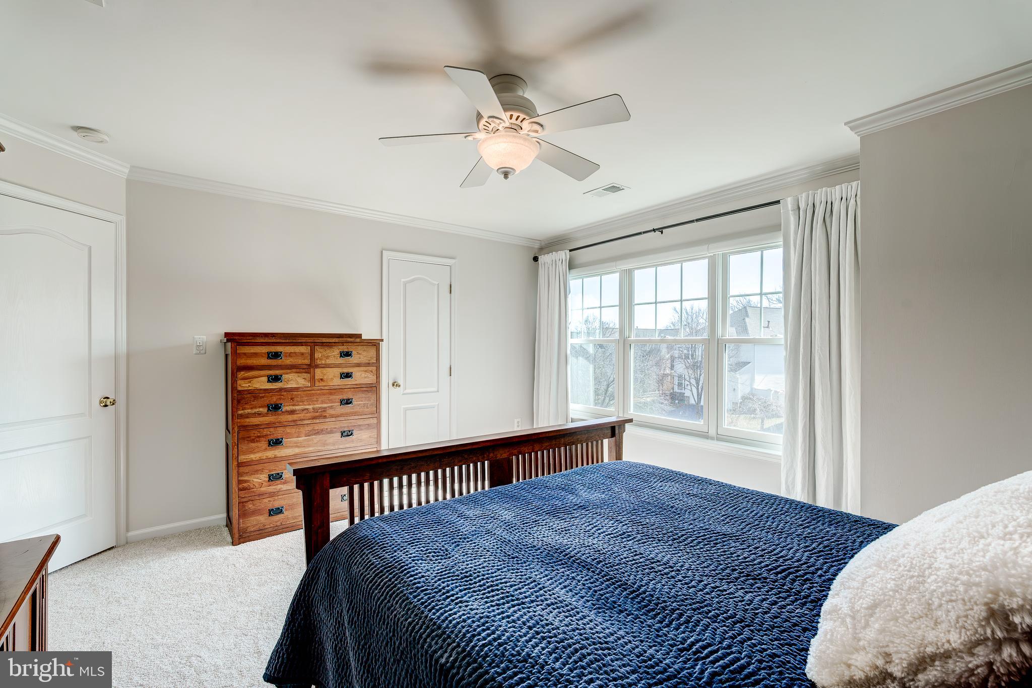 ASHBURN FARM - Residential