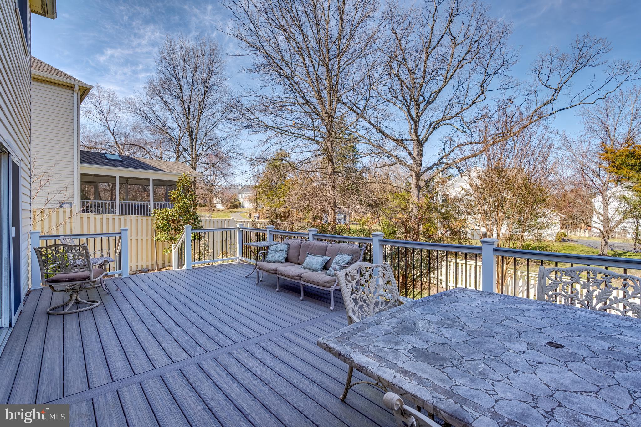 ASHBURN FARM - Residential