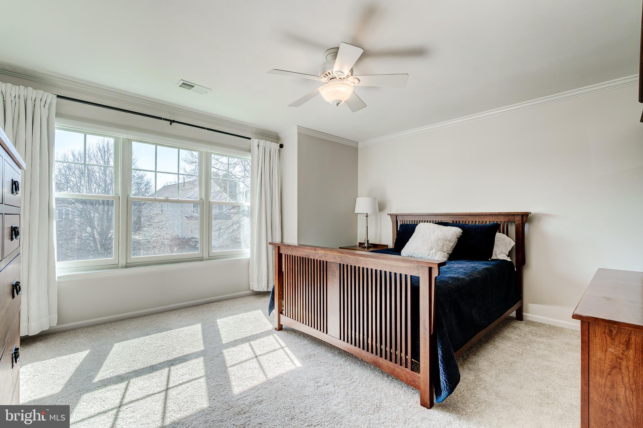 ASHBURN FARM - Residential