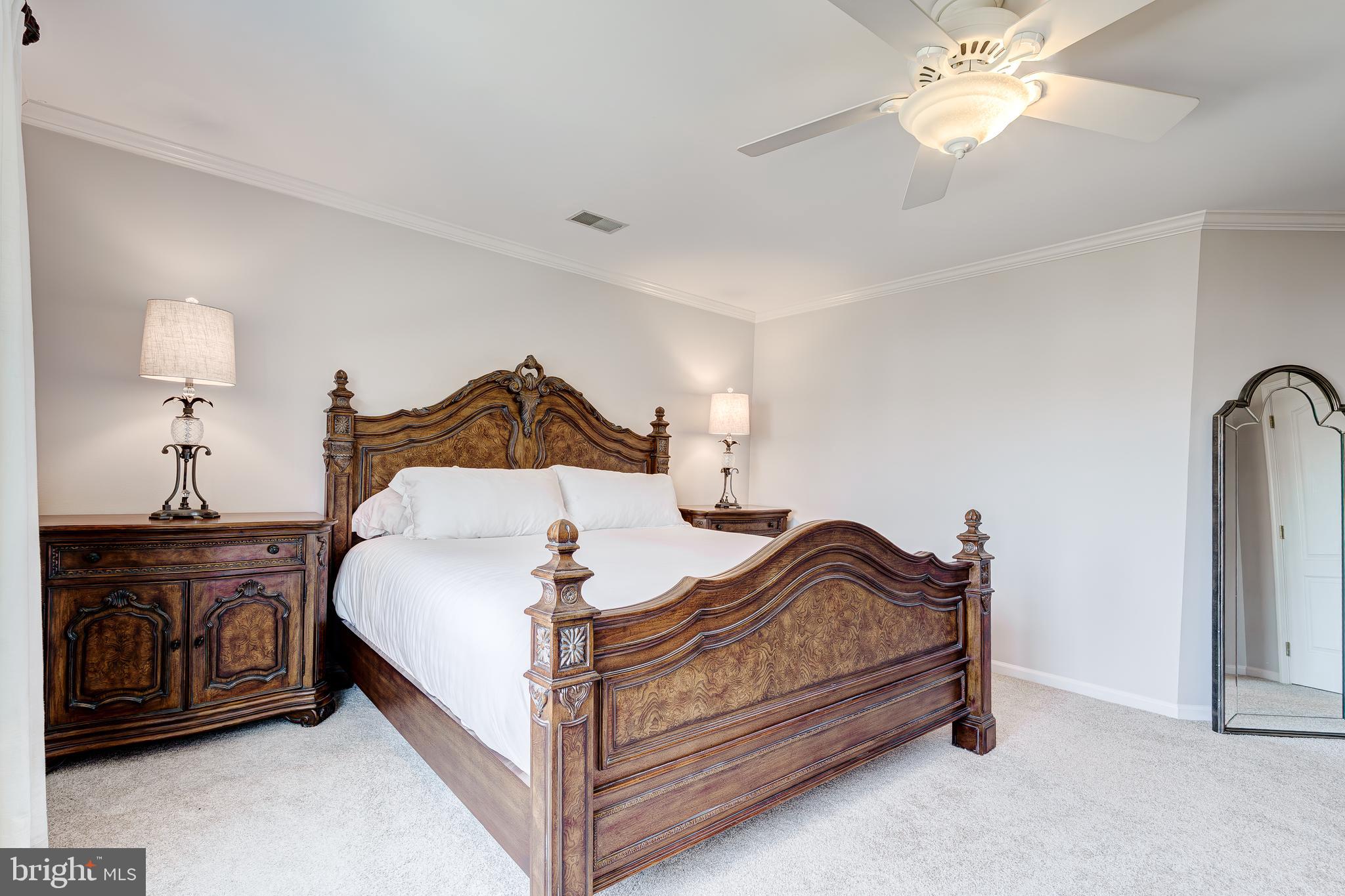 ASHBURN FARM - Residential