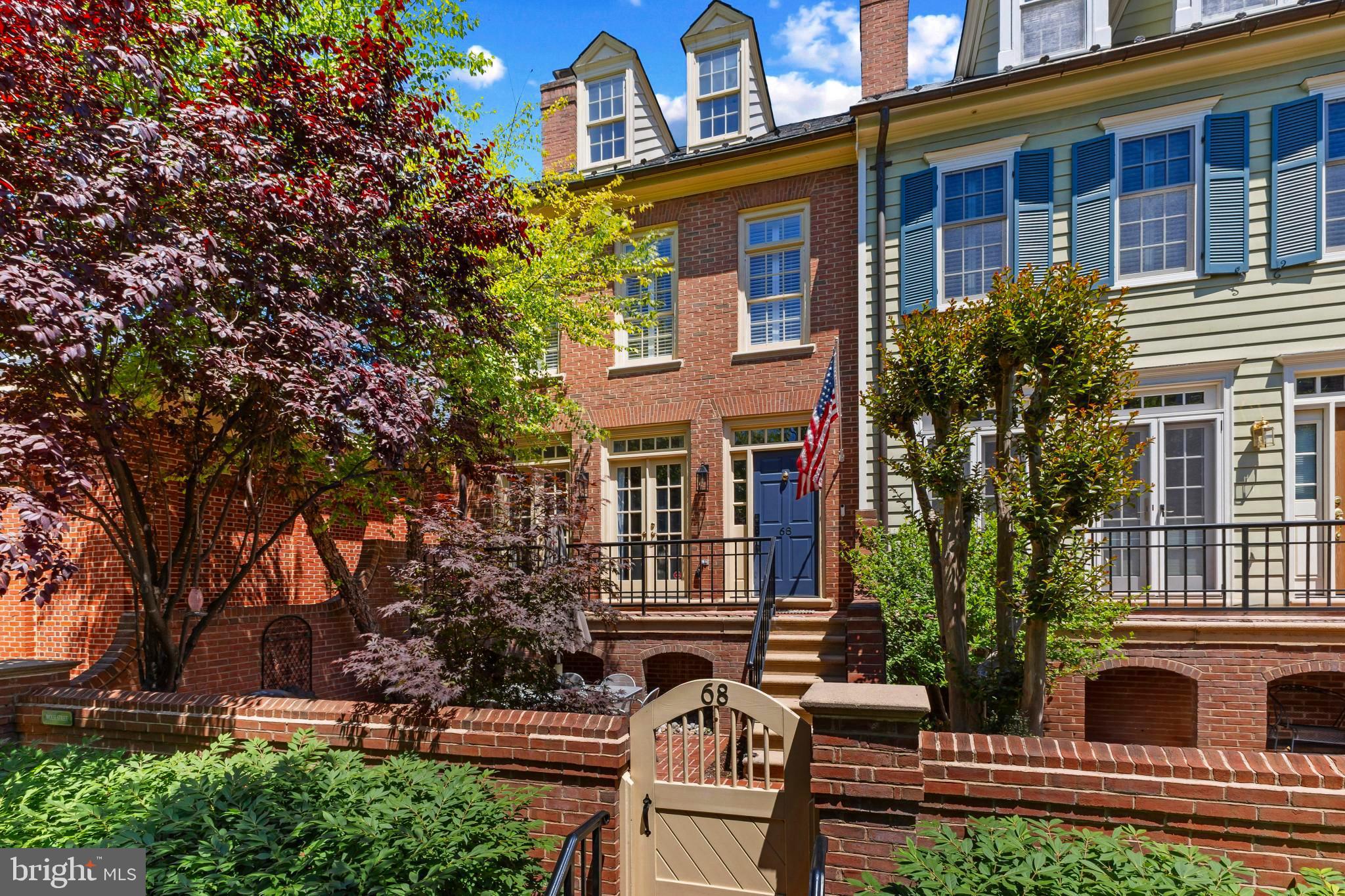 HARBORSIDE - Residential