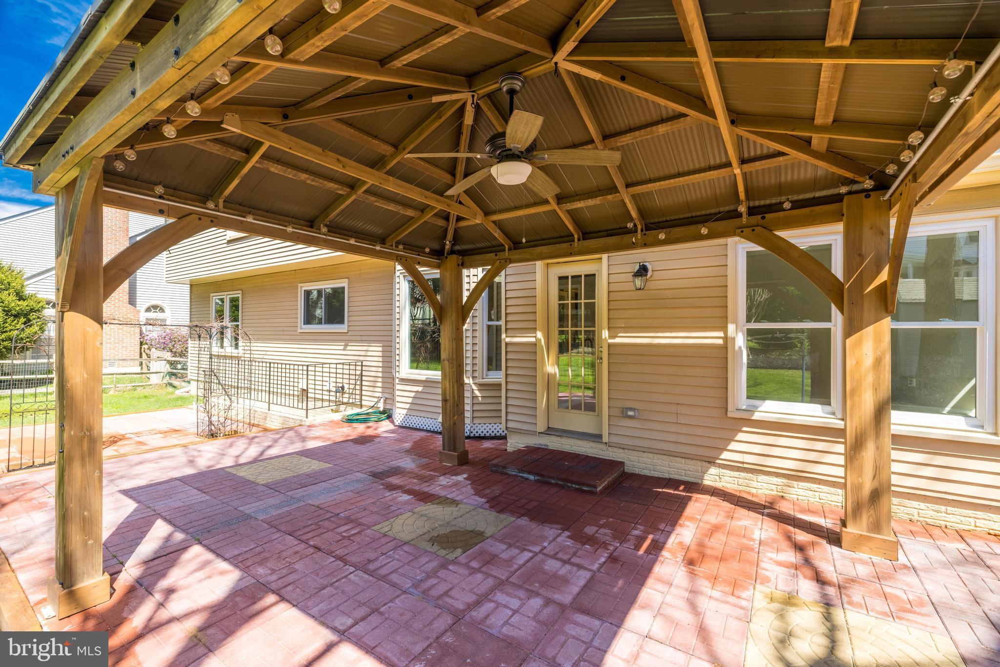WELLINGTON/CLOVERHILL - Residential