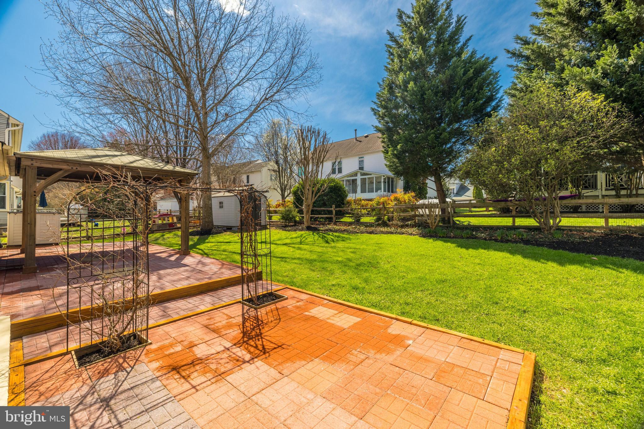 WELLINGTON/CLOVERHILL - Residential