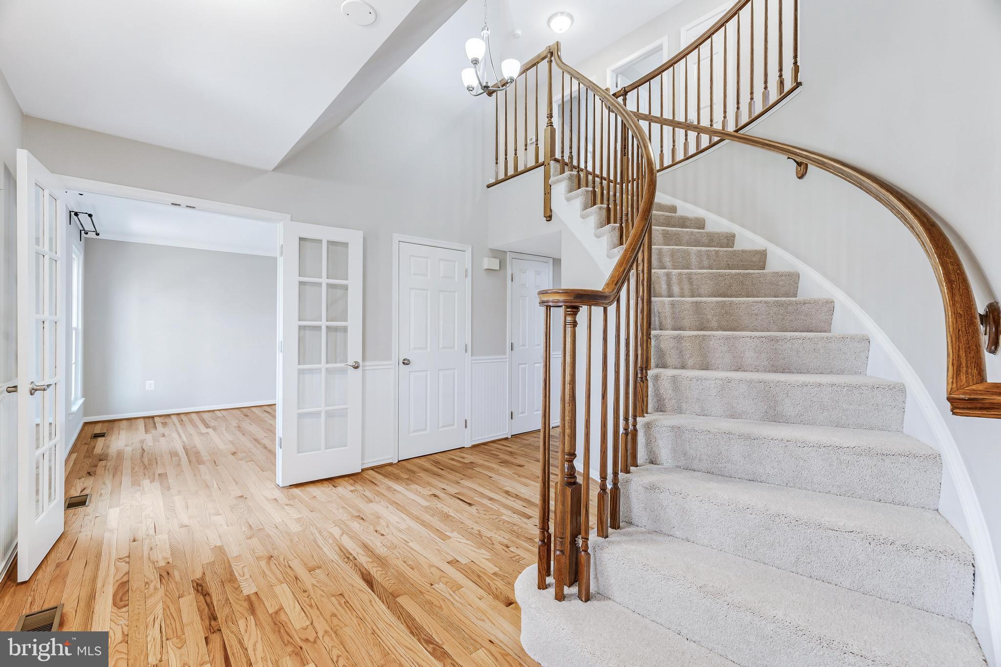 WELLINGTON/CLOVERHILL - Residential
