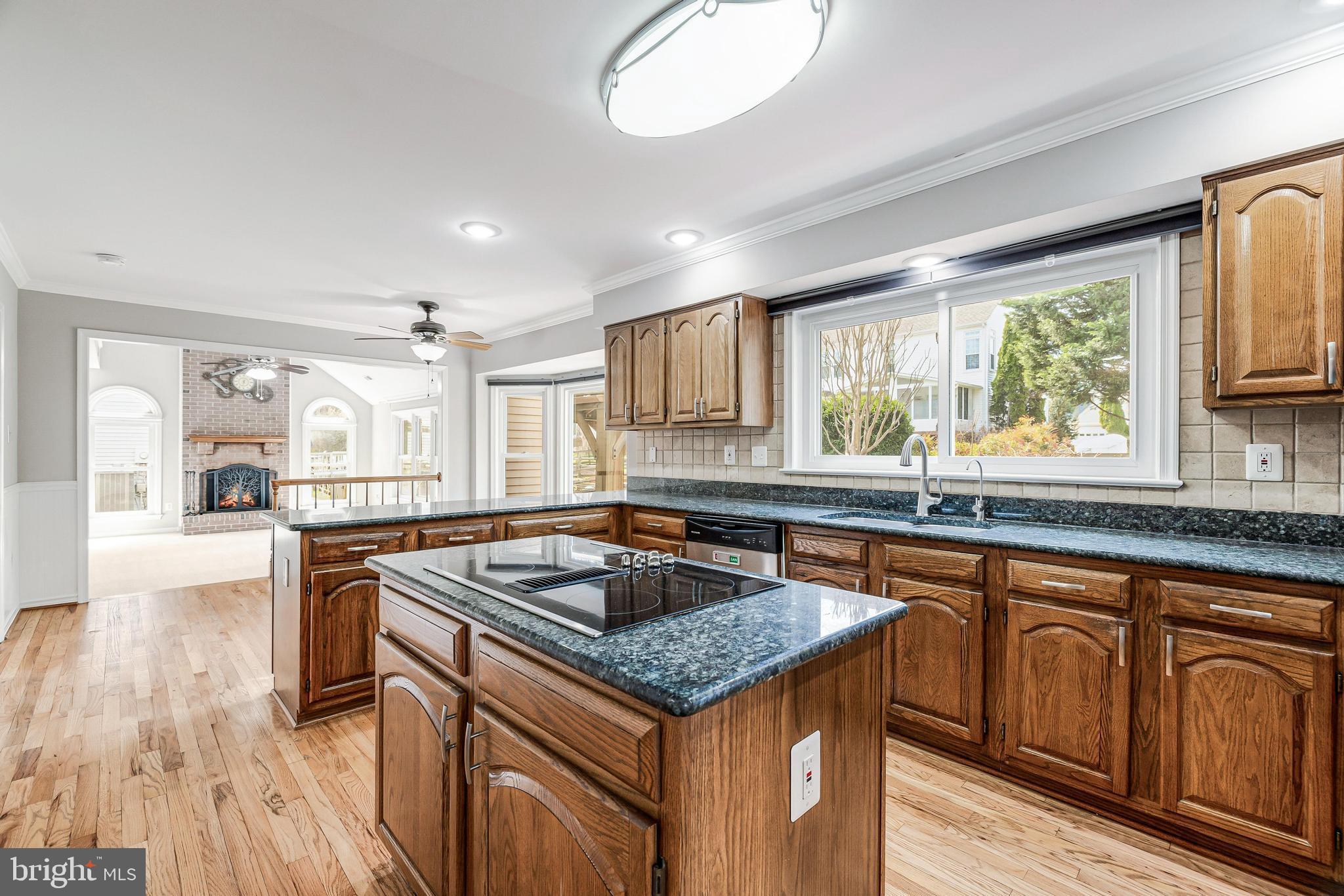 WELLINGTON/CLOVERHILL - Residential