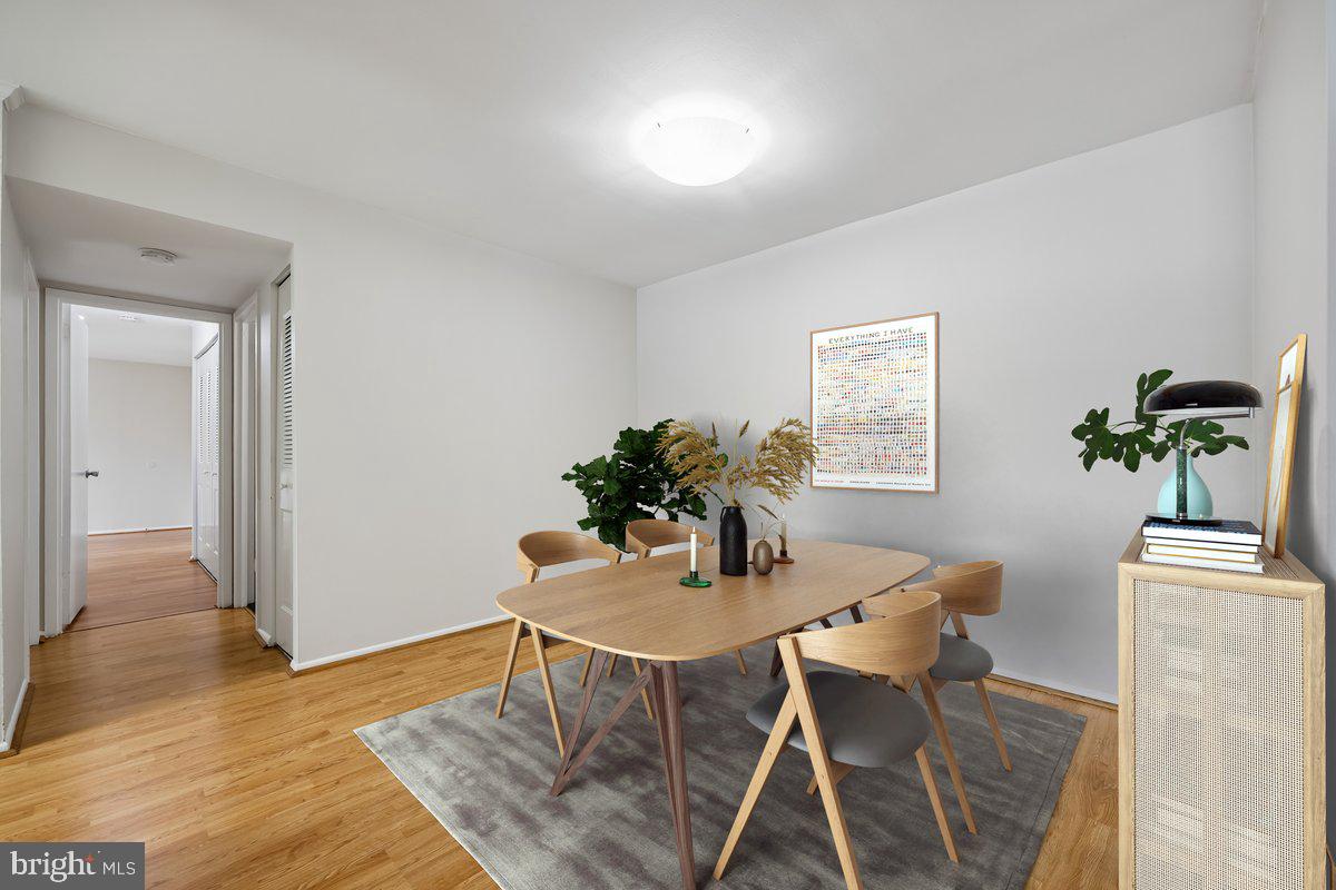 HYDE PARK - Residential