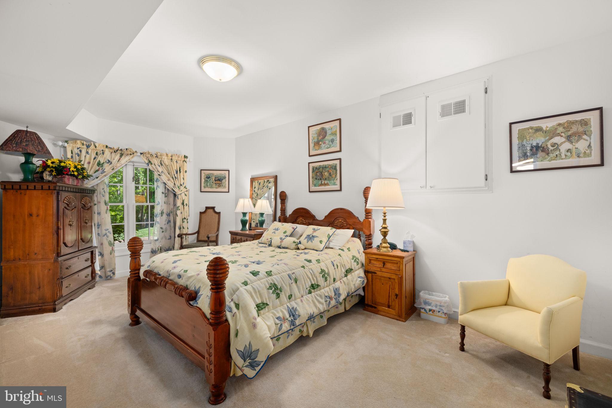 MCLEAN FALLS AT CHINQUAP - Residential