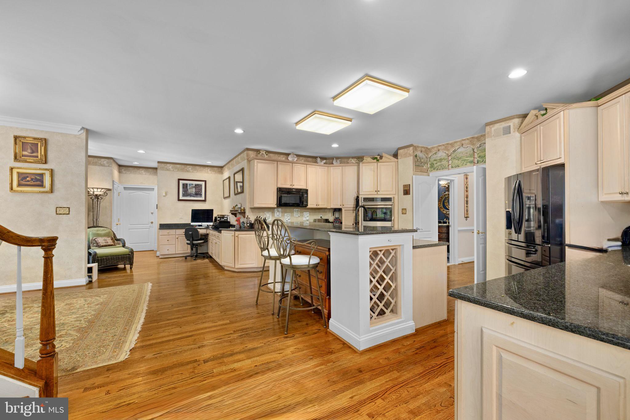 MCLEAN FALLS AT CHINQUAP - Residential