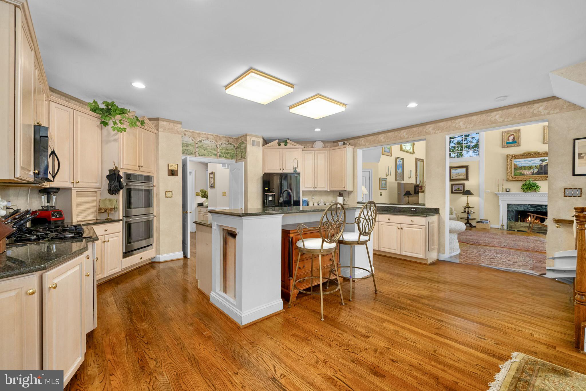 MCLEAN FALLS AT CHINQUAP - Residential