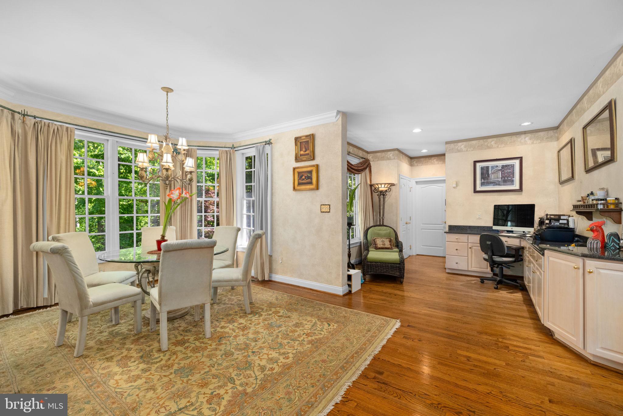 MCLEAN FALLS AT CHINQUAP - Residential