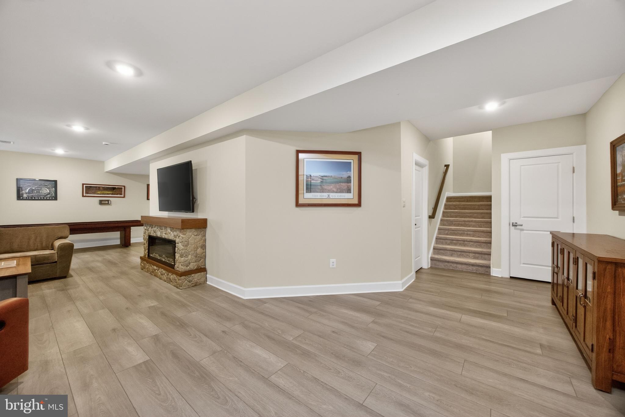GREYSTONE - Residential