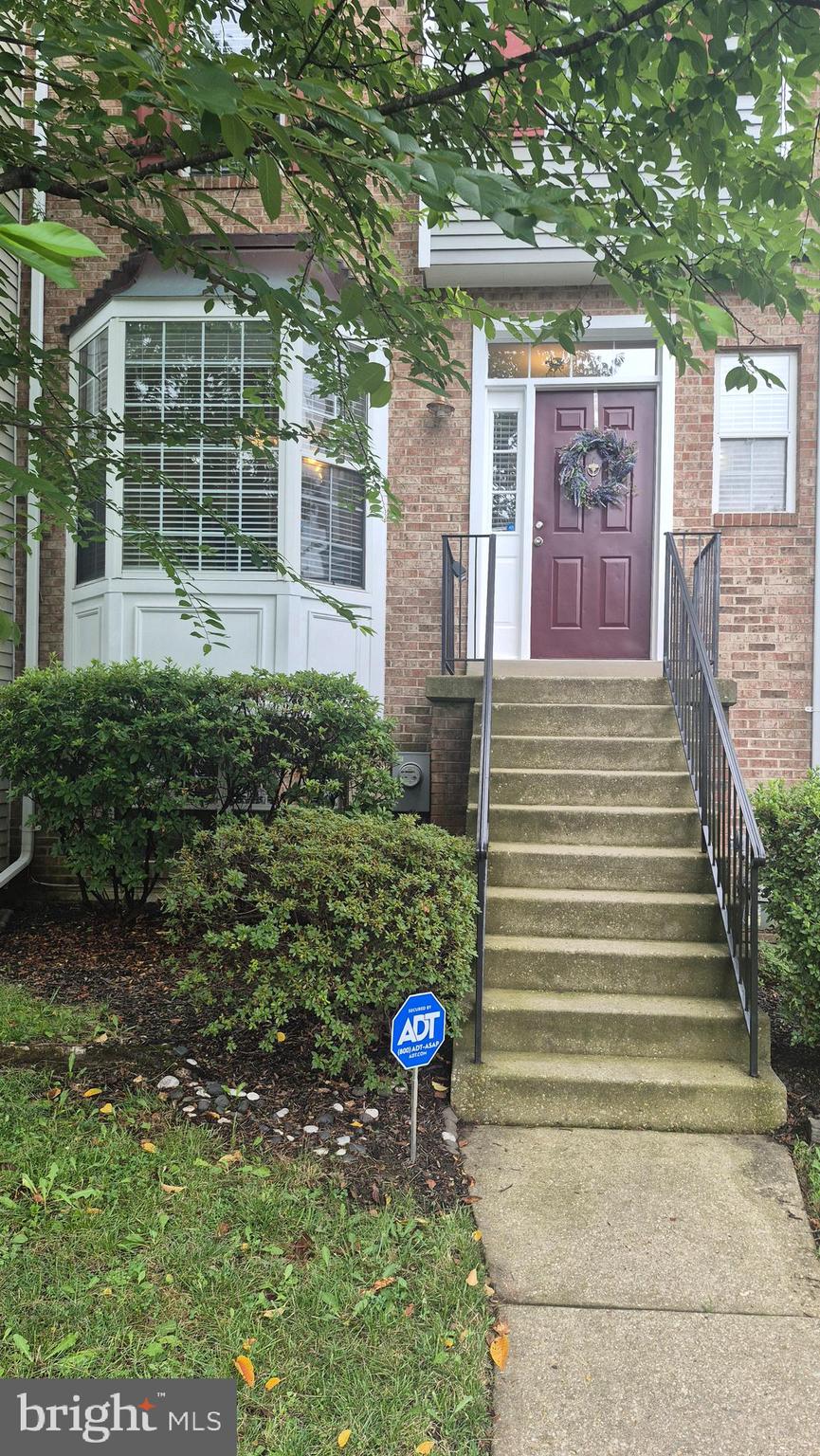 CROFTON VILLAGE - Residential