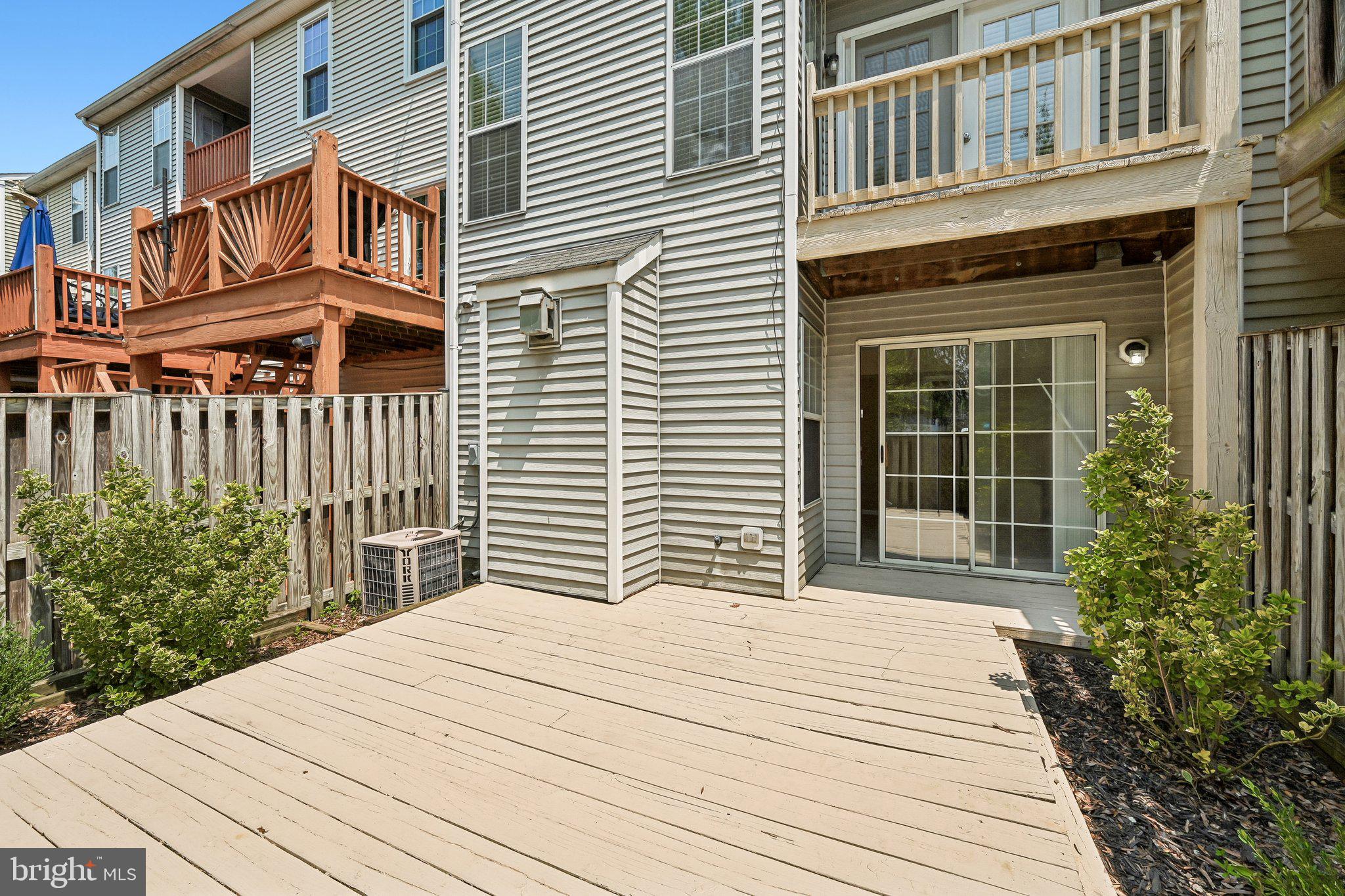 CROFTON VILLAGE - Residential