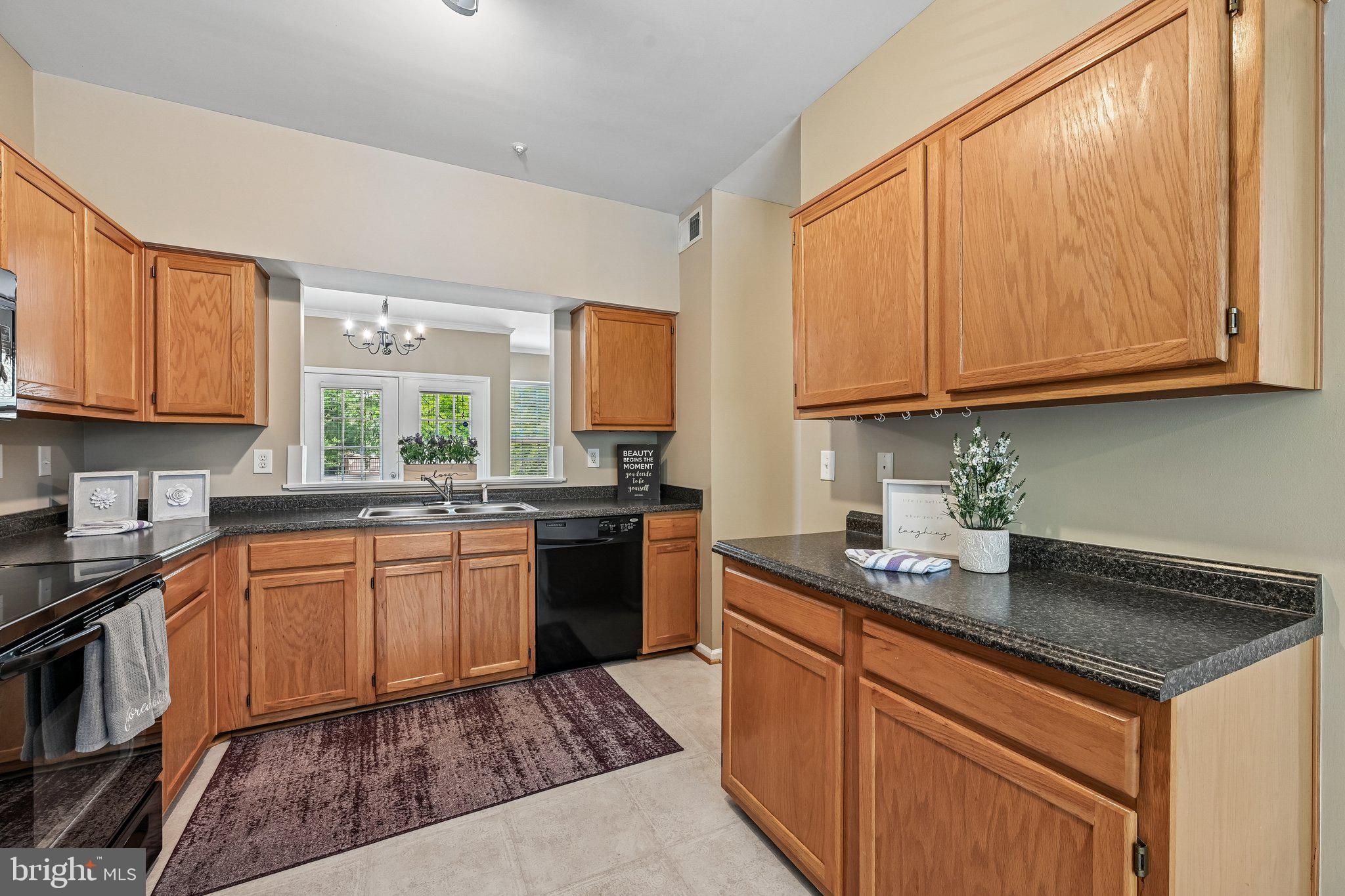 CROFTON VILLAGE - Residential