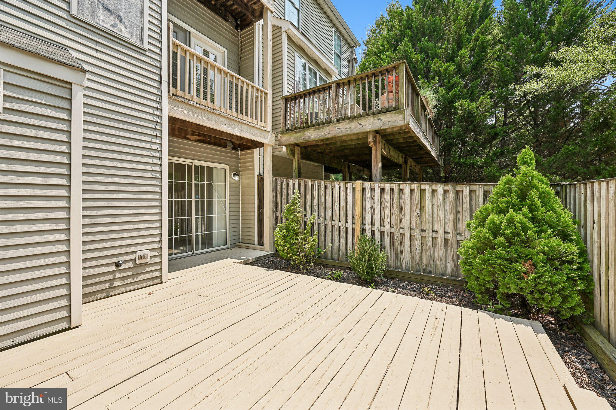 CROFTON VILLAGE - Residential