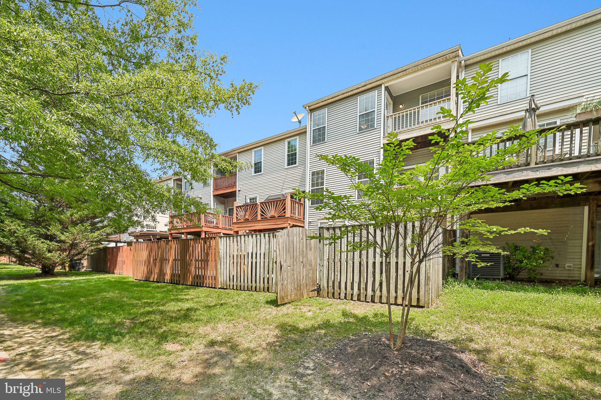 CROFTON VILLAGE - Residential