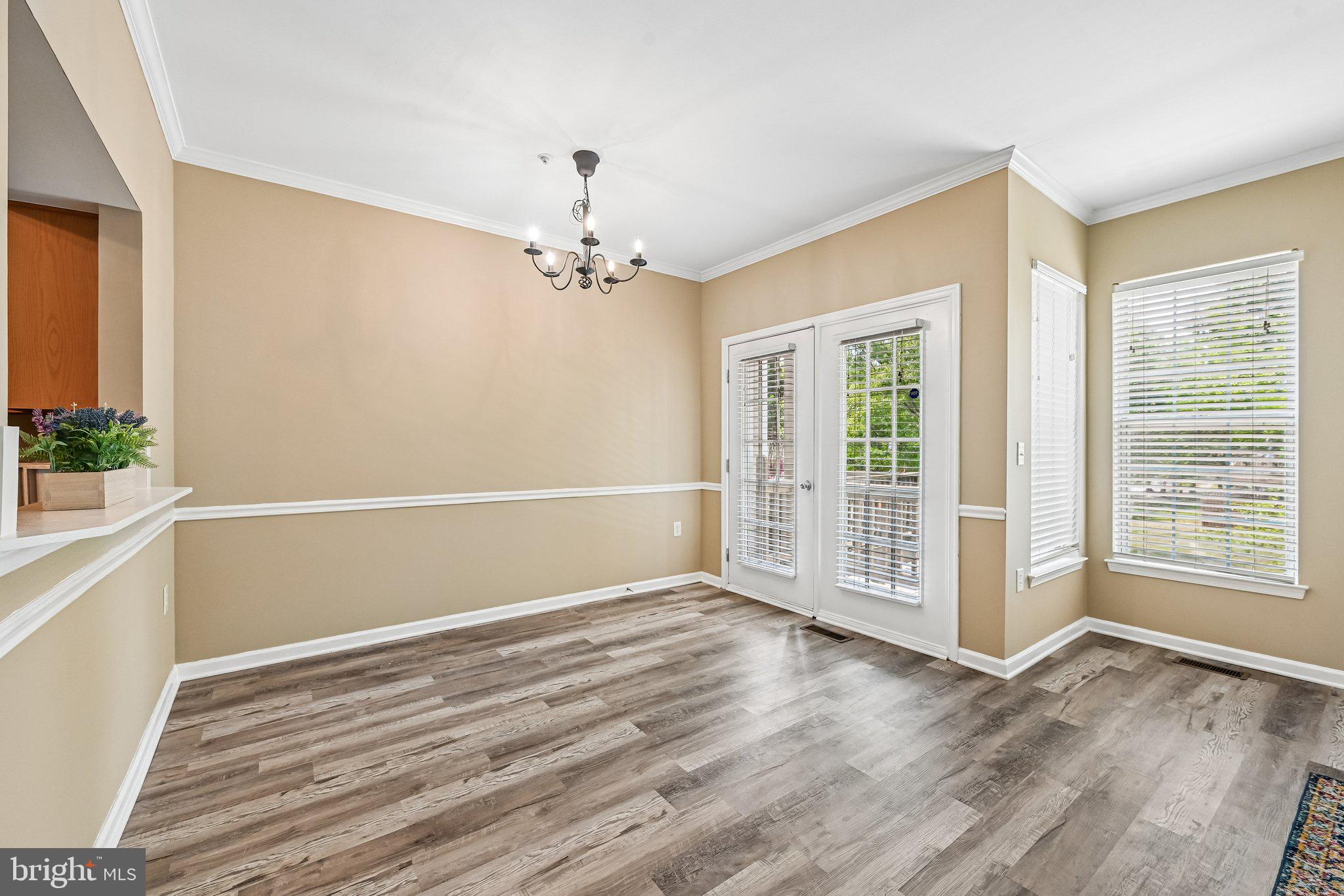 CROFTON VILLAGE - Residential
