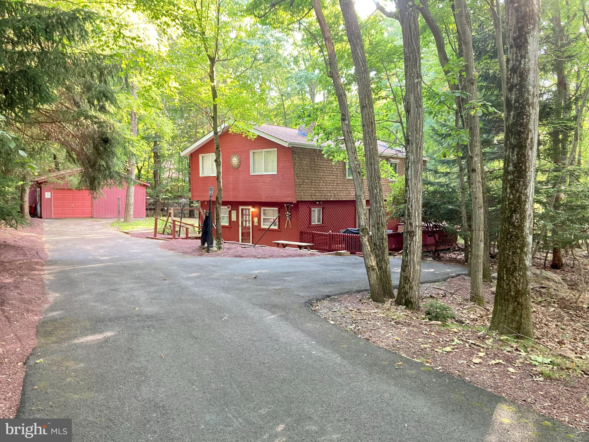 LAKE HARMOY ESTATES - Residential