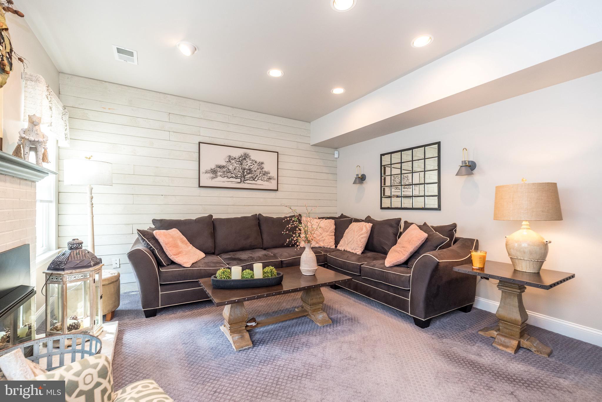 HORSHAMTOWNE - Residential