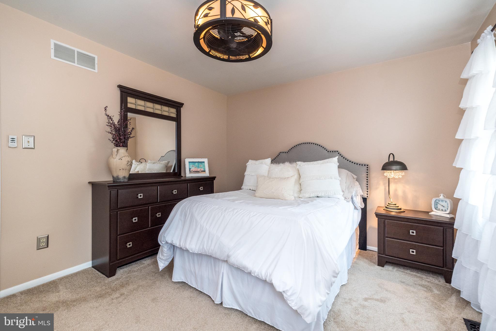 HORSHAMTOWNE - Residential